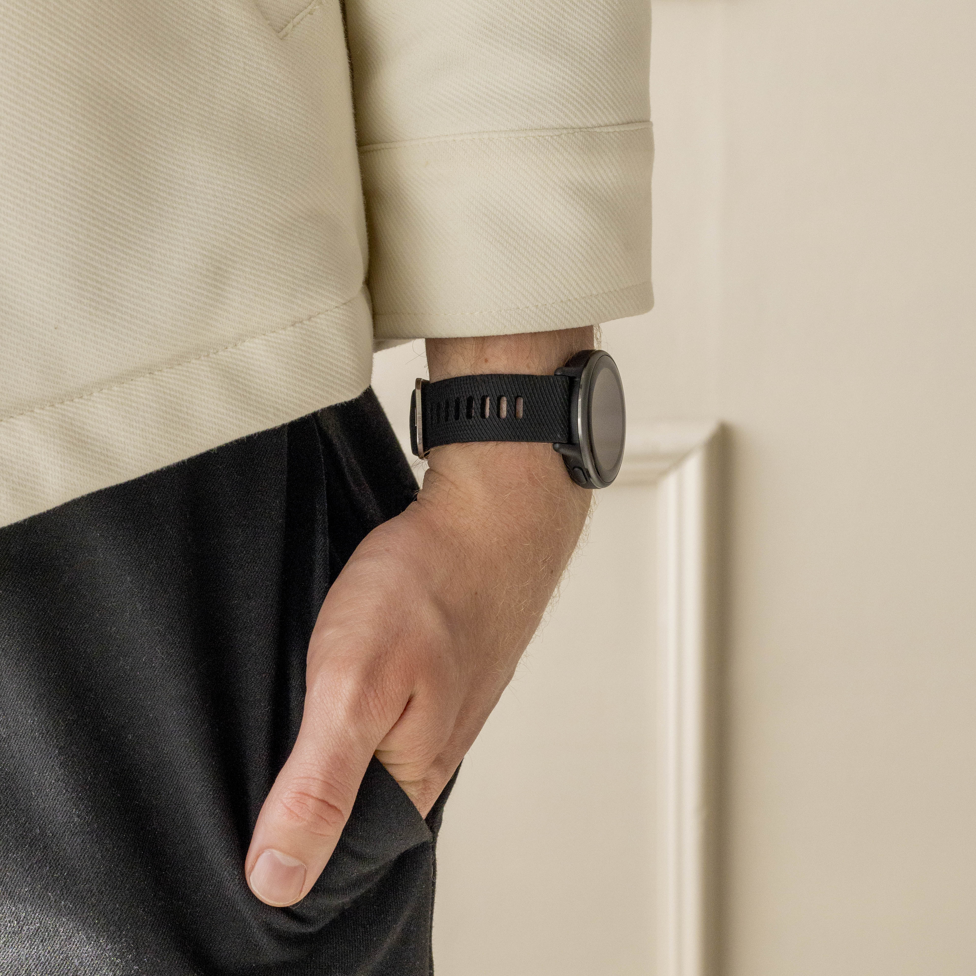 Coros Apex 42mm Silicone Strap (Black)