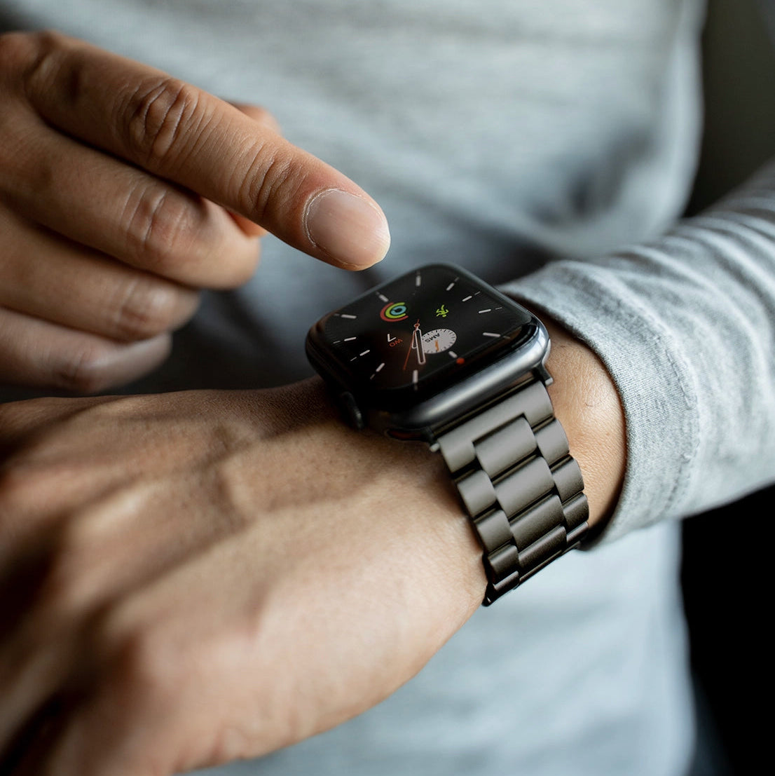 Apple Watch Titanium Strap (Graphite)