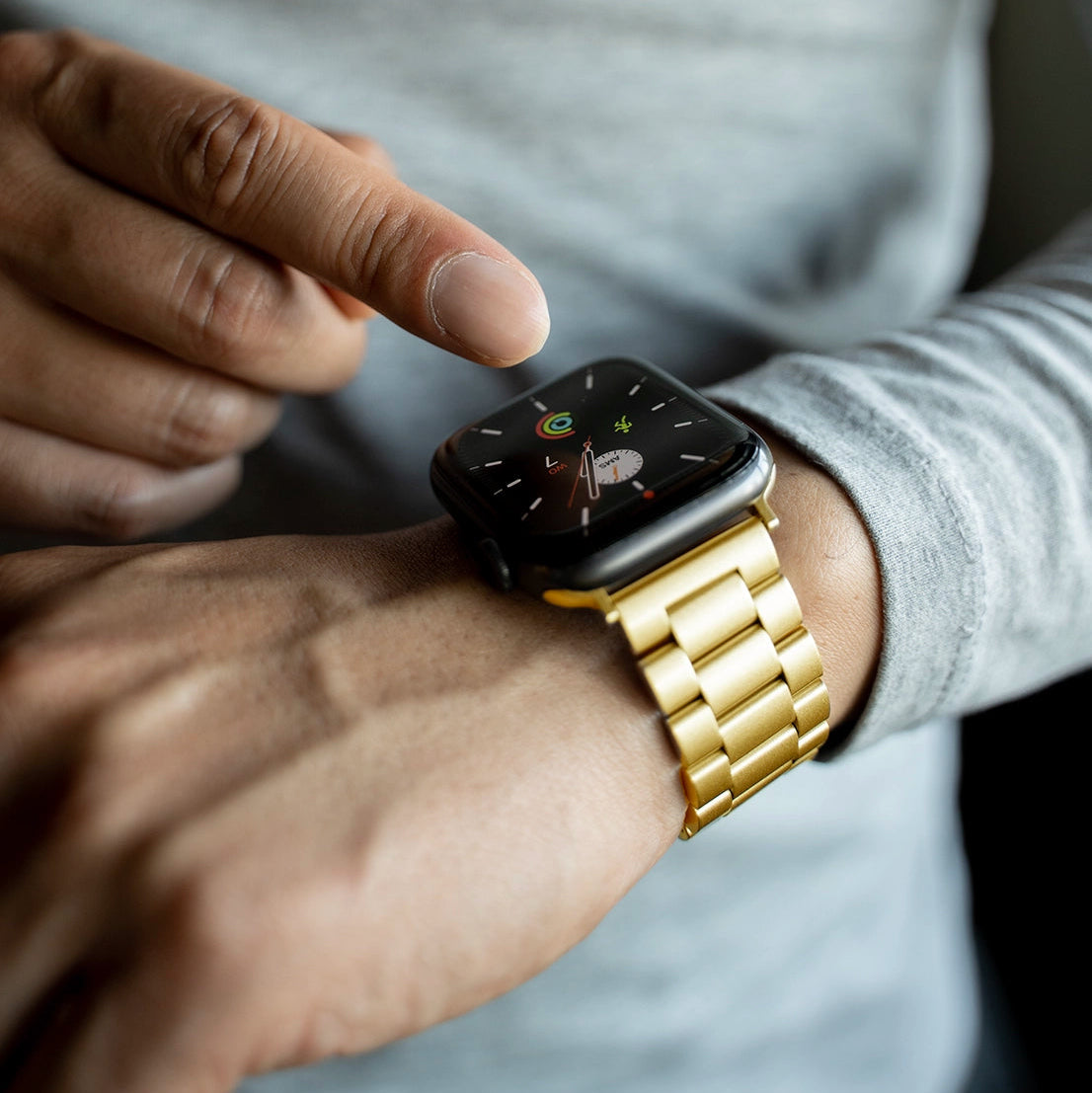 Bracelet titane Apple Watch (or)