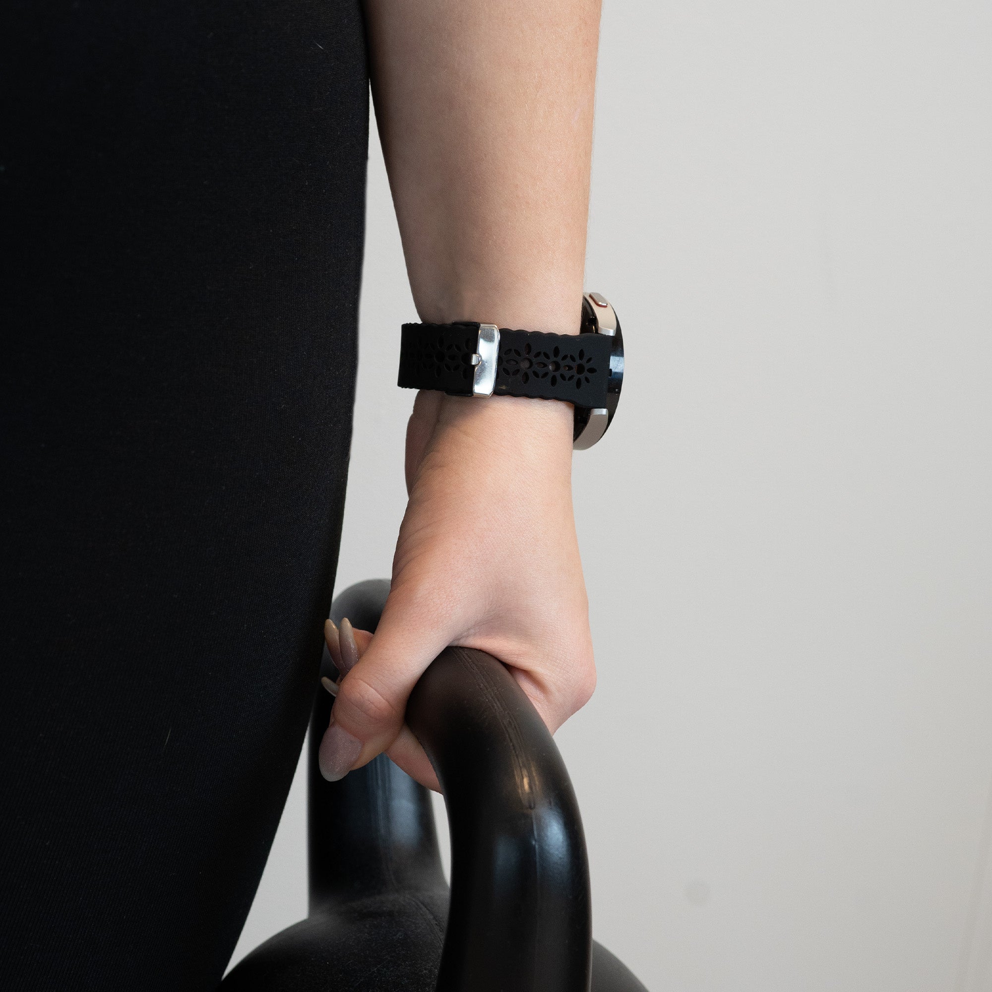 Bandz Bracelet silicone avec motif floral Amazfit Active 2 (noir)