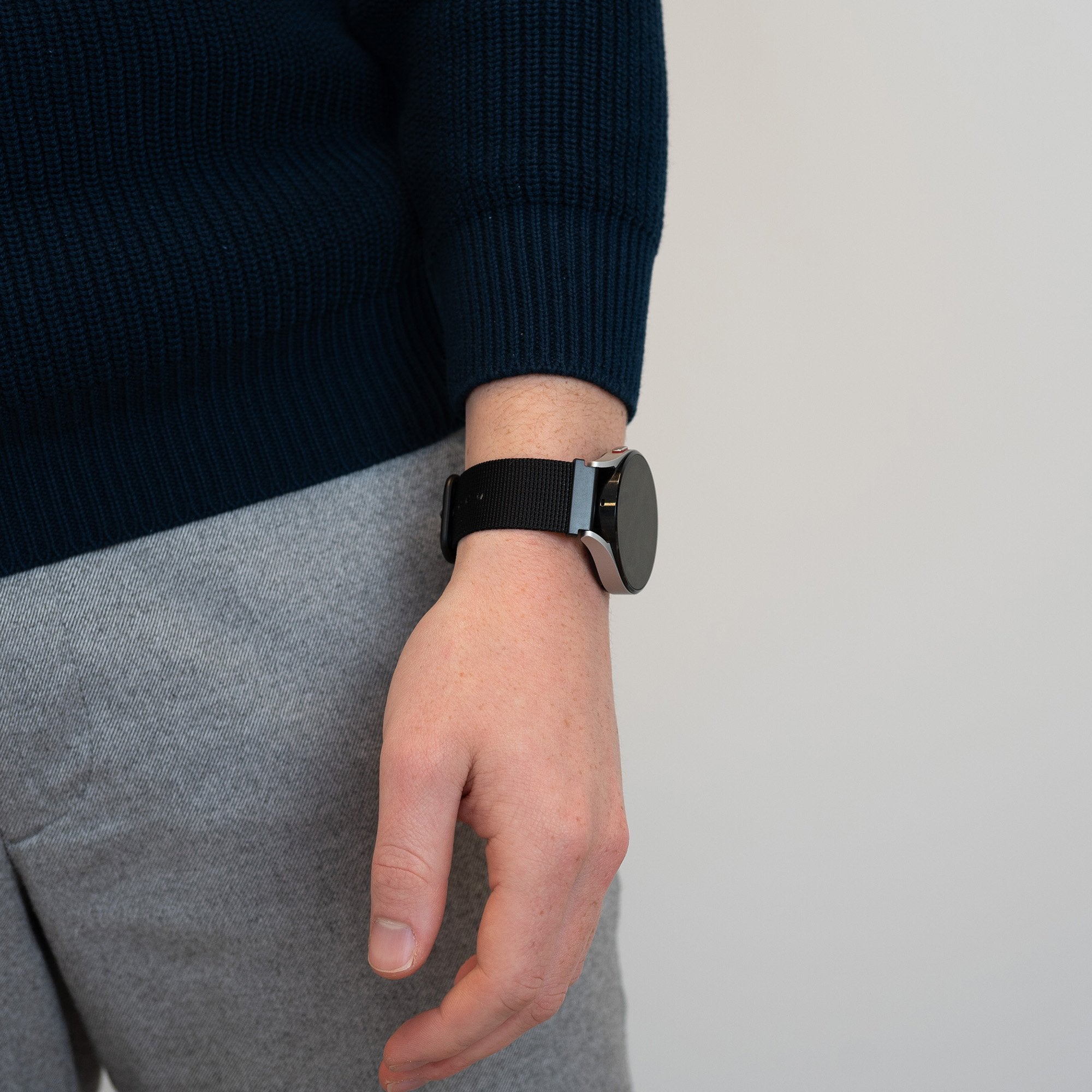 Bandz Bracelet nylon avec boucle Garmin Vivomove Luxe (noir)