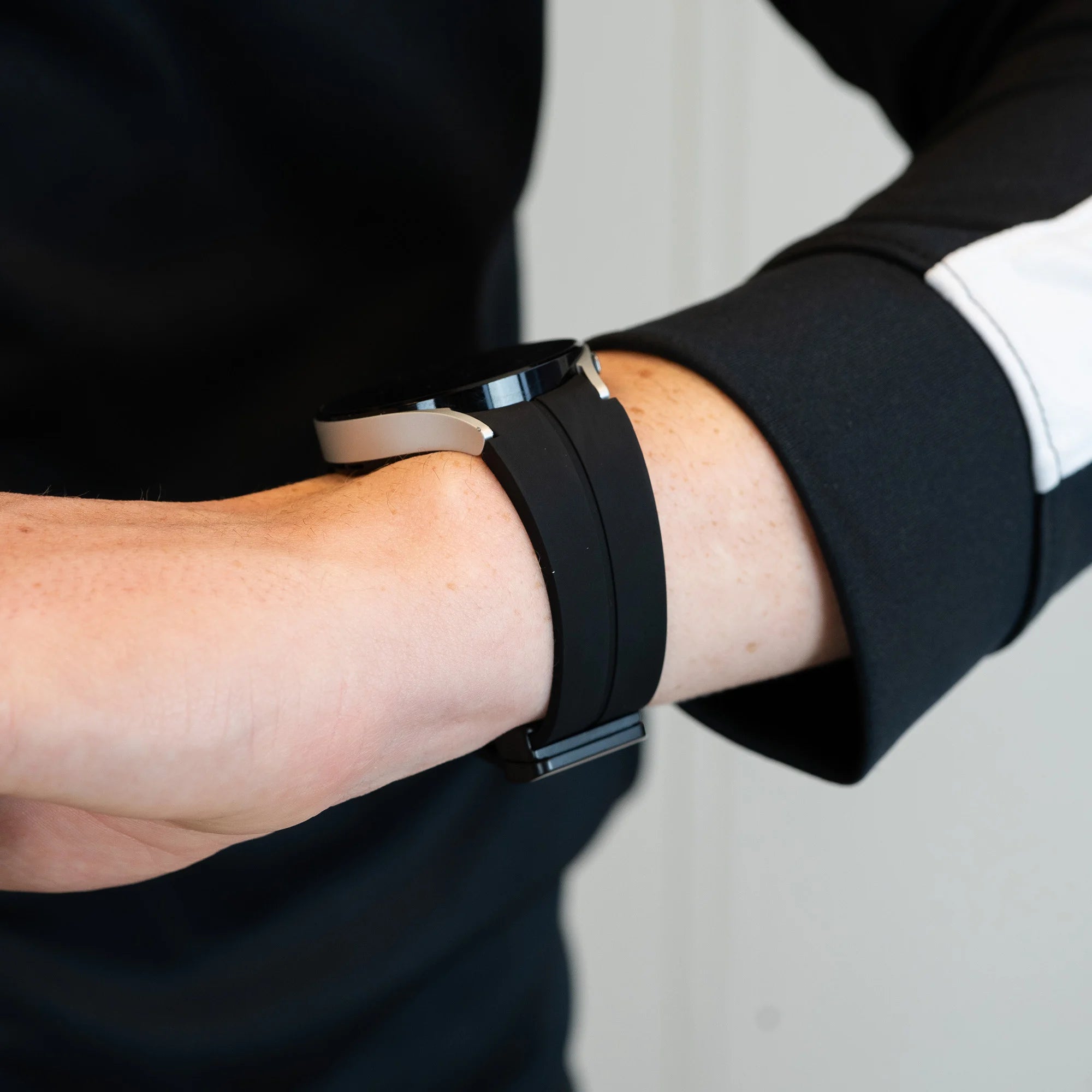 Bandz Bracelet silicone avec D-Buckle Samsung Galaxy Watch 5 - 44mm (noir)