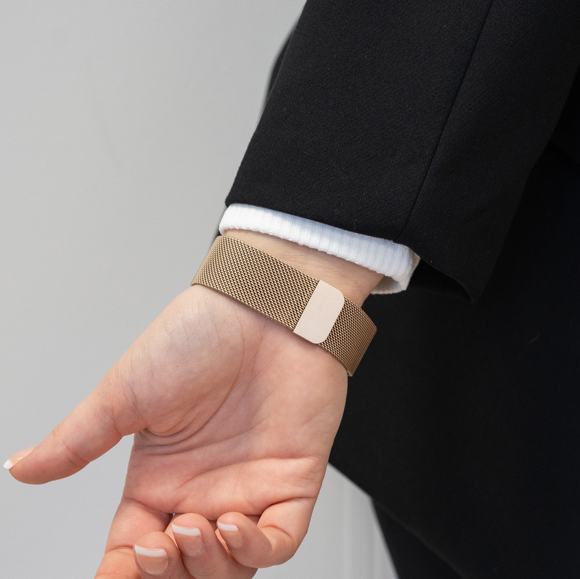 Bandz Samsung Galaxy Watch 4 Classic 42mm Milanese Loop Strap (Rose Gold)