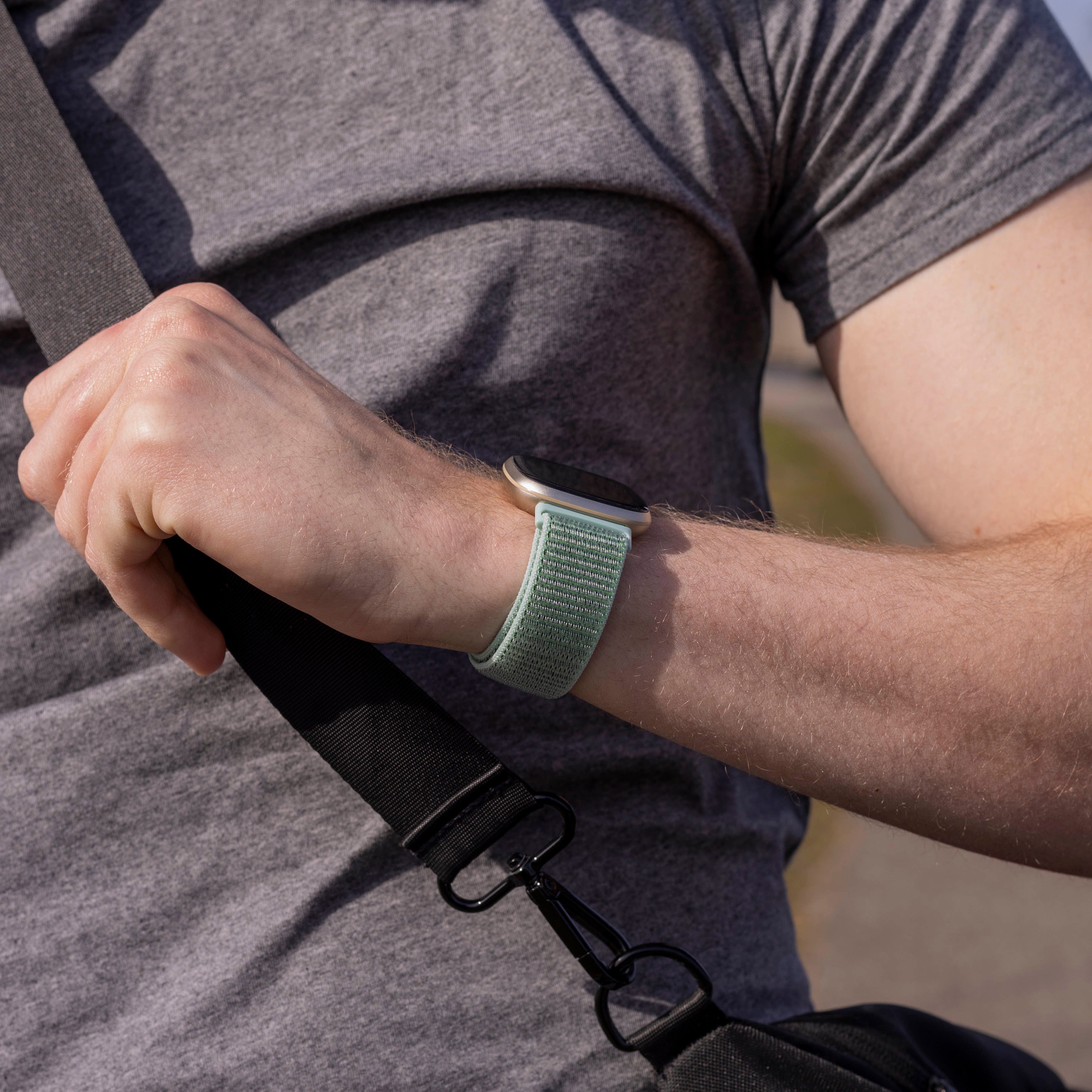 Bracelet nylon Fitbit Versa 3 (vert menthe)