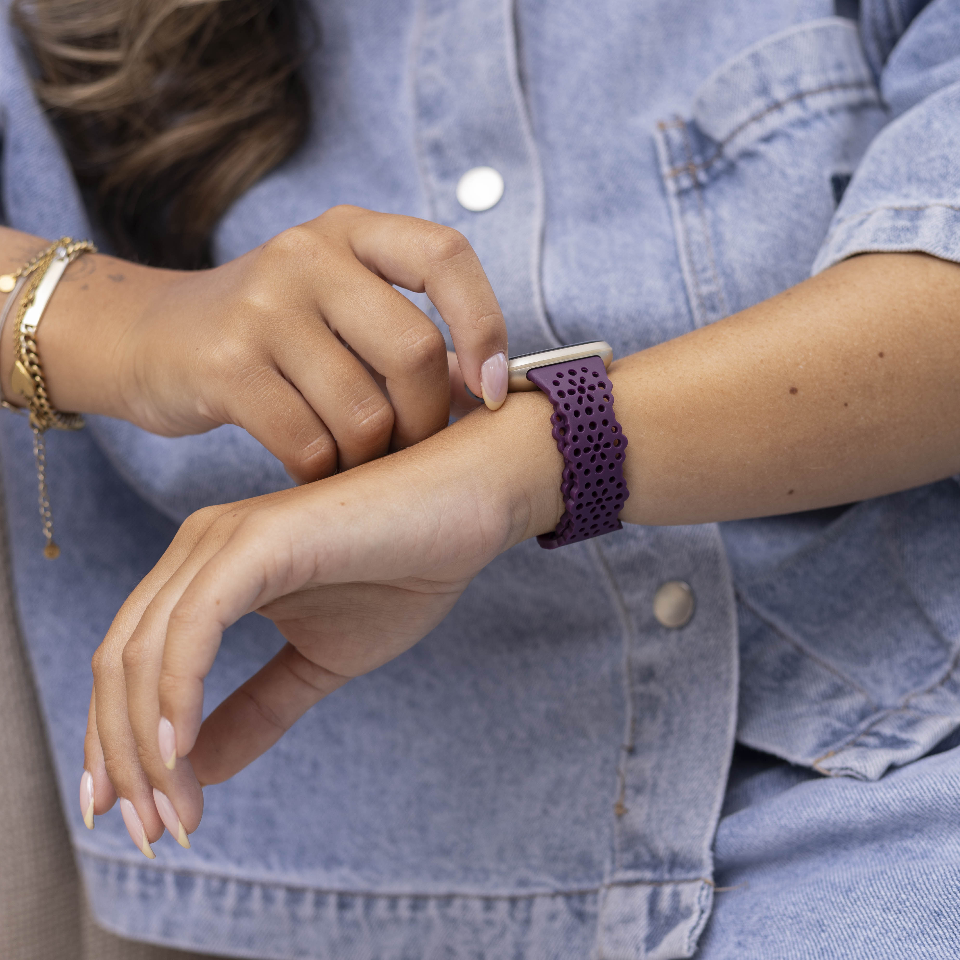 Bracelet silicone avec motif Fitbit Versa 3 (violet)