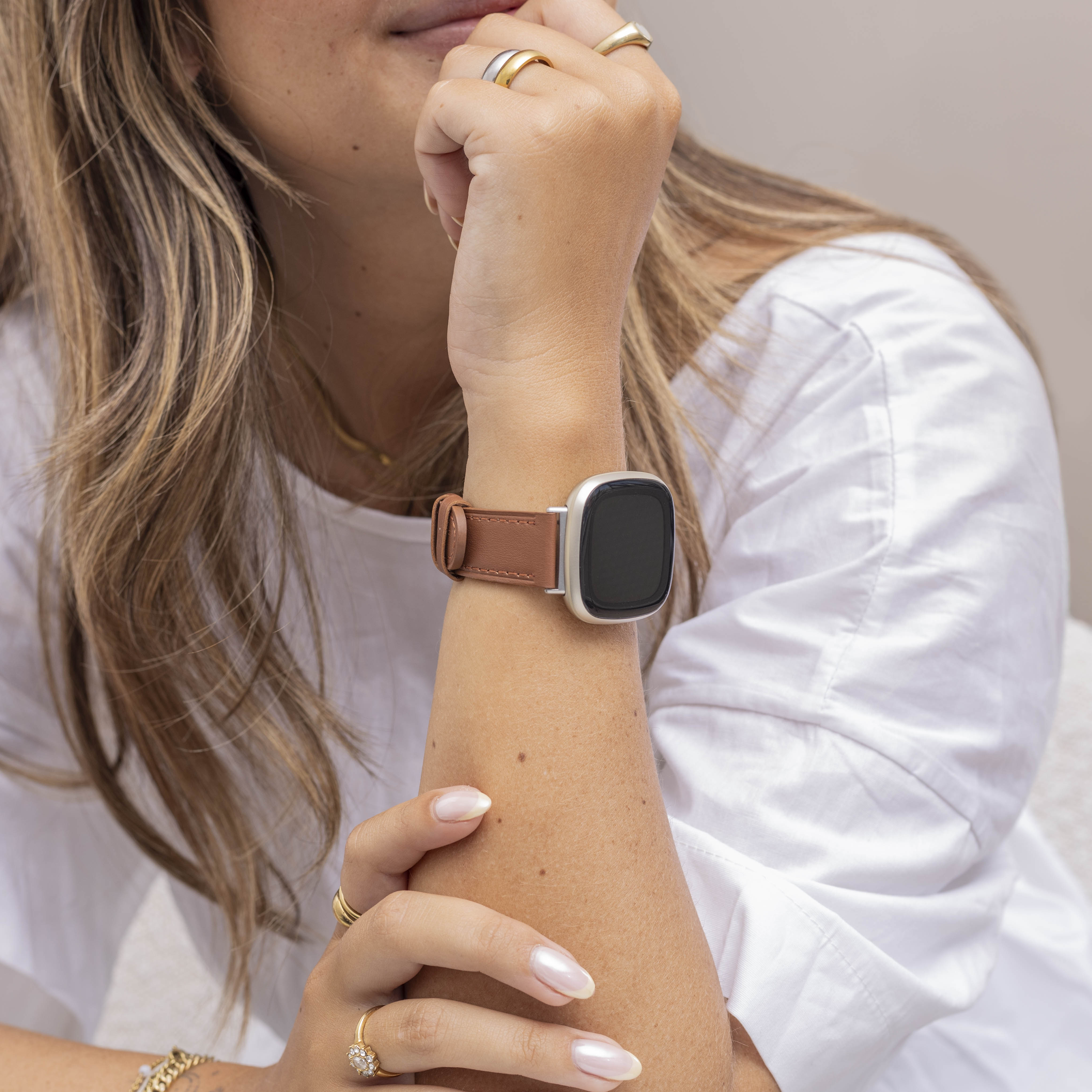 Bracelet cuir Fitbit Versa 3 (brun)