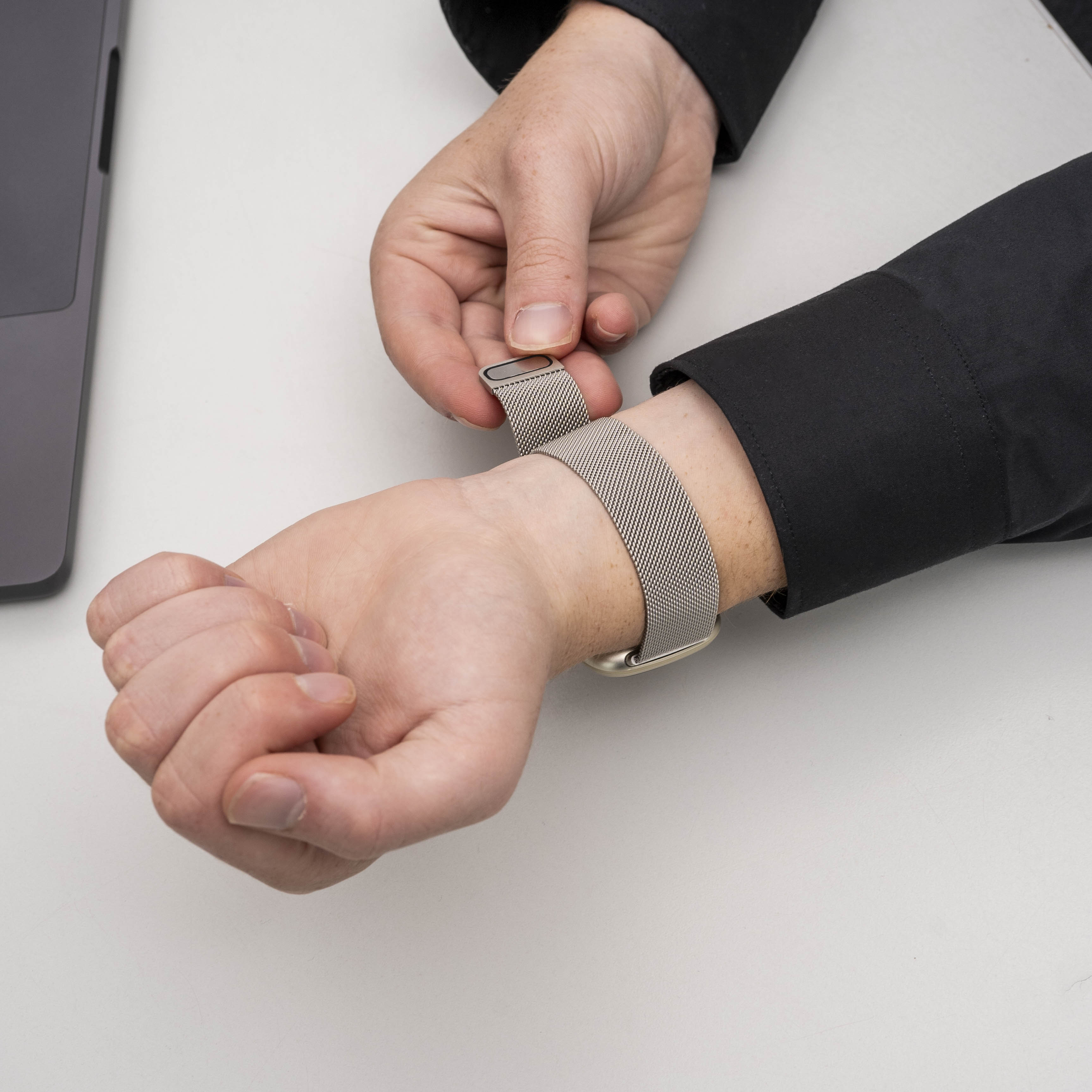 Bracelet Milanais Fitbit Versa 3 (lumière stellaire)