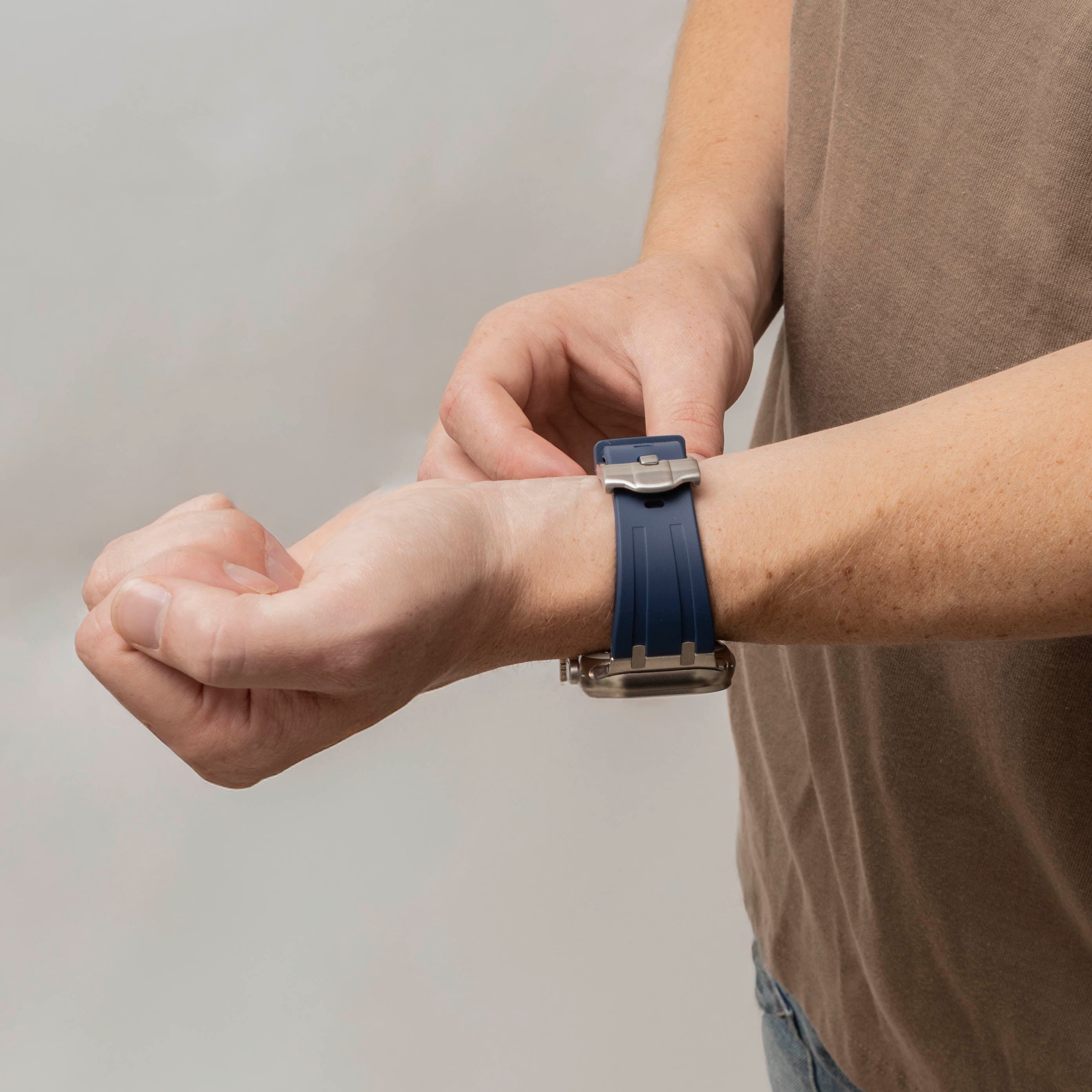 Apple Watch Premium Liquid Silicone Strap (Blue with Titanium)