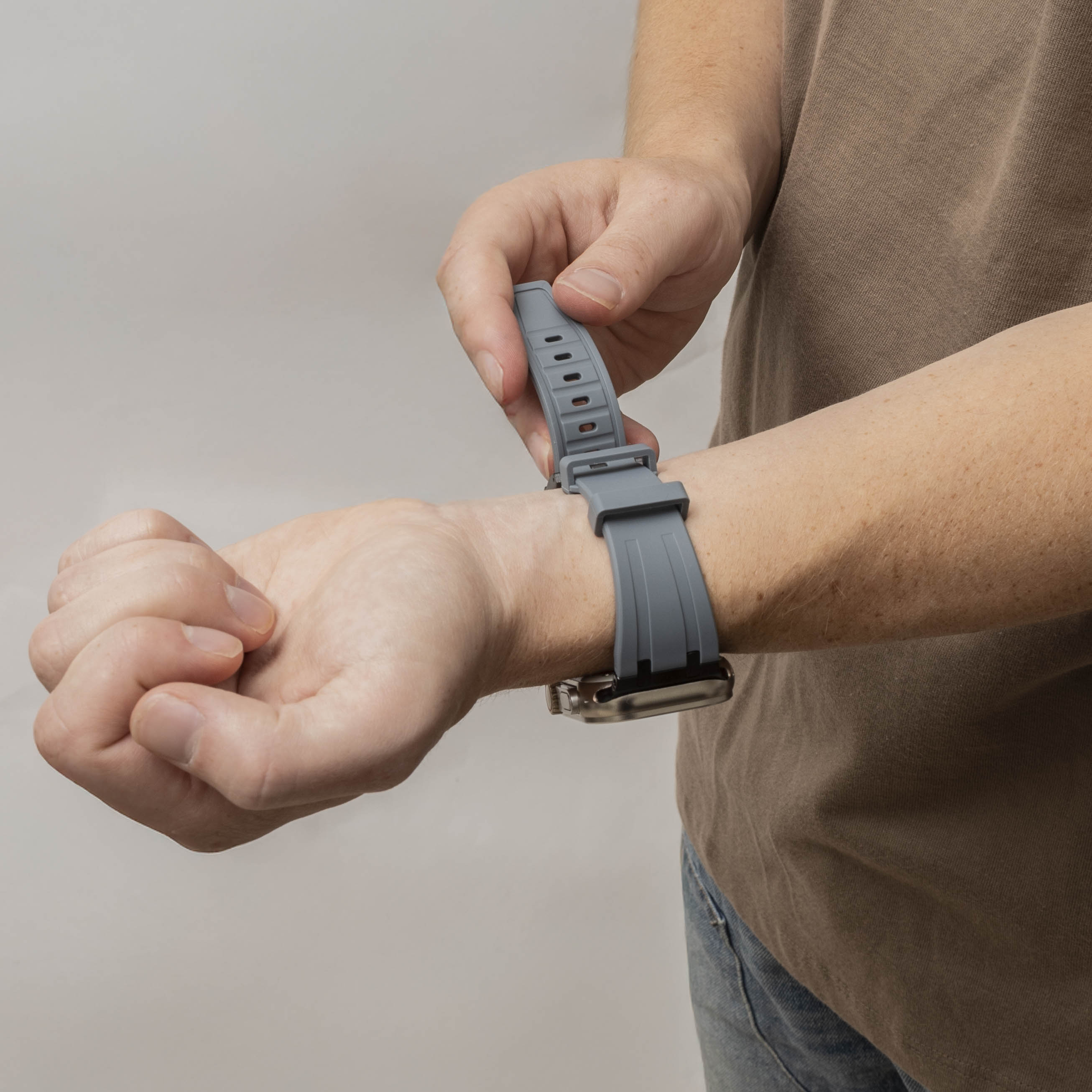 Apple Watch Luxury Liquid Silicone Strap (Dark Grey/Black)