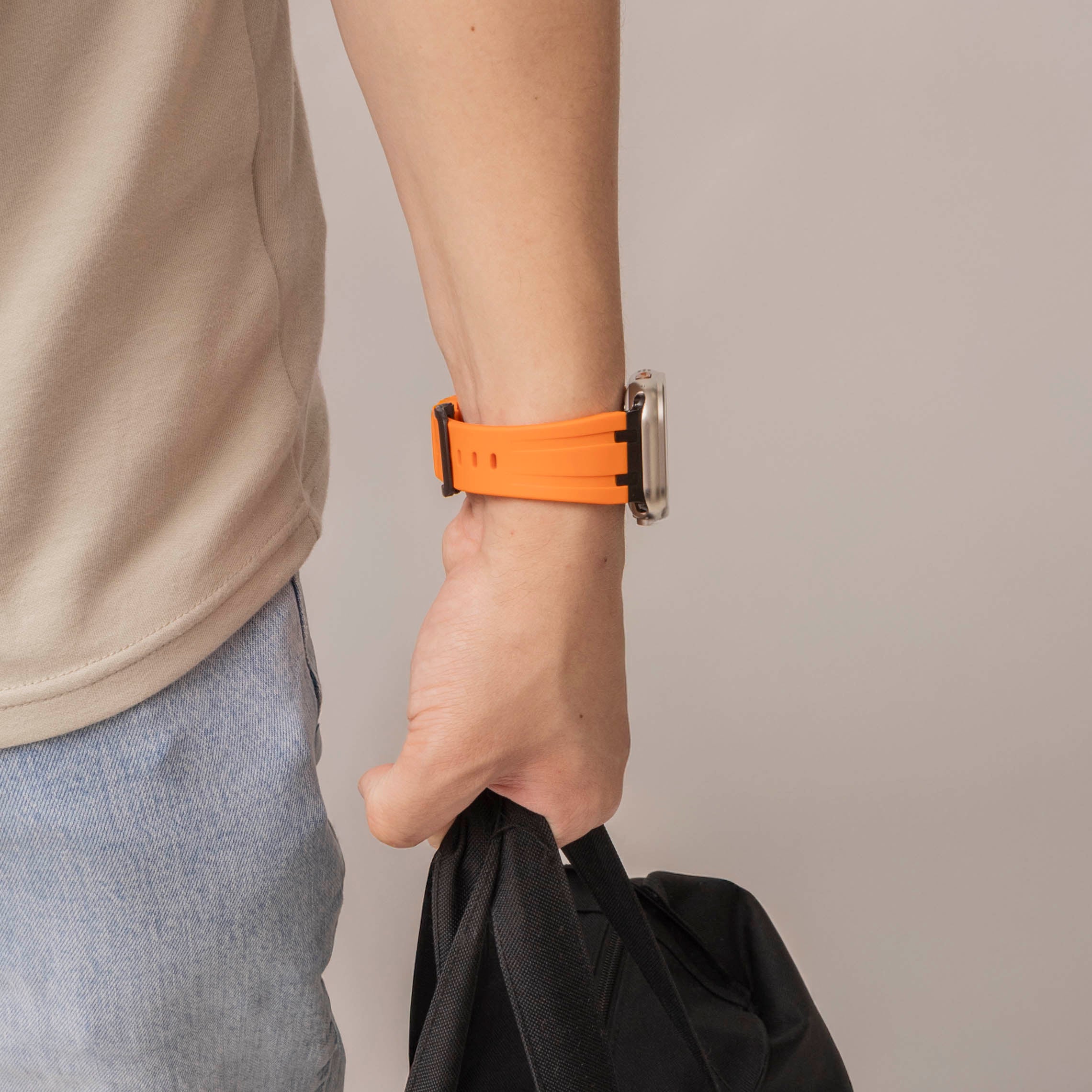 Bandz Bracelet silicone 'Luxe Liquid' Apple Watch (orange avec noir)