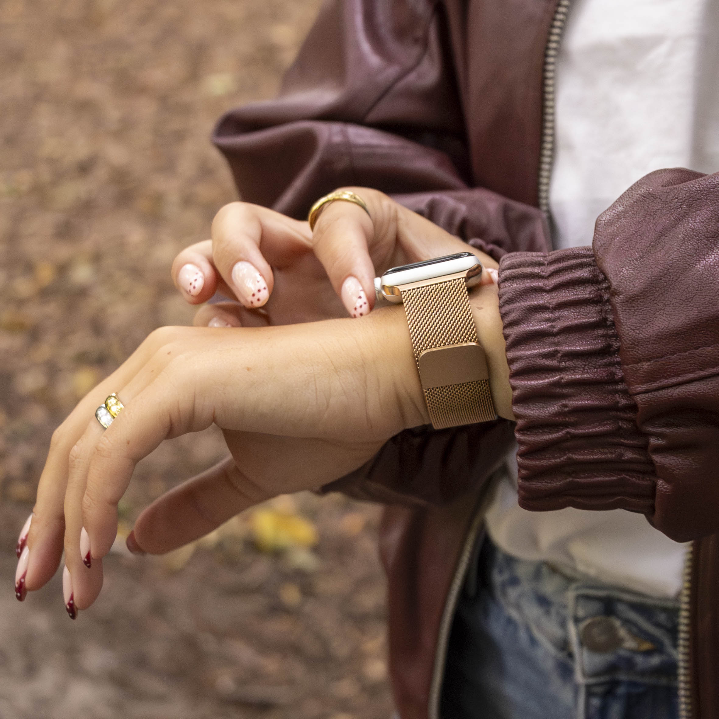 Bracelet Milanais Apple Watch (or rose)