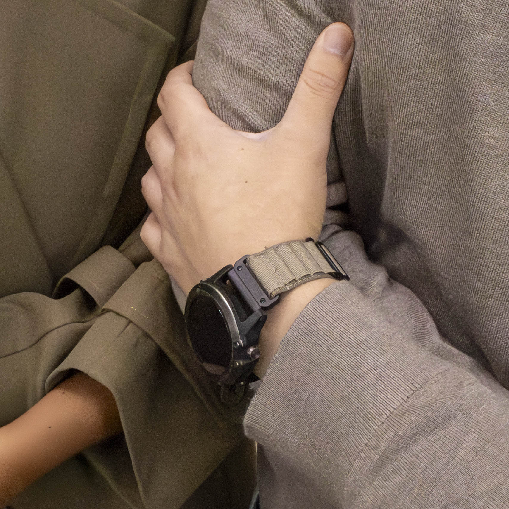 Garmin Fenix 8 - 51mm Alpine Strap (Olive Green)