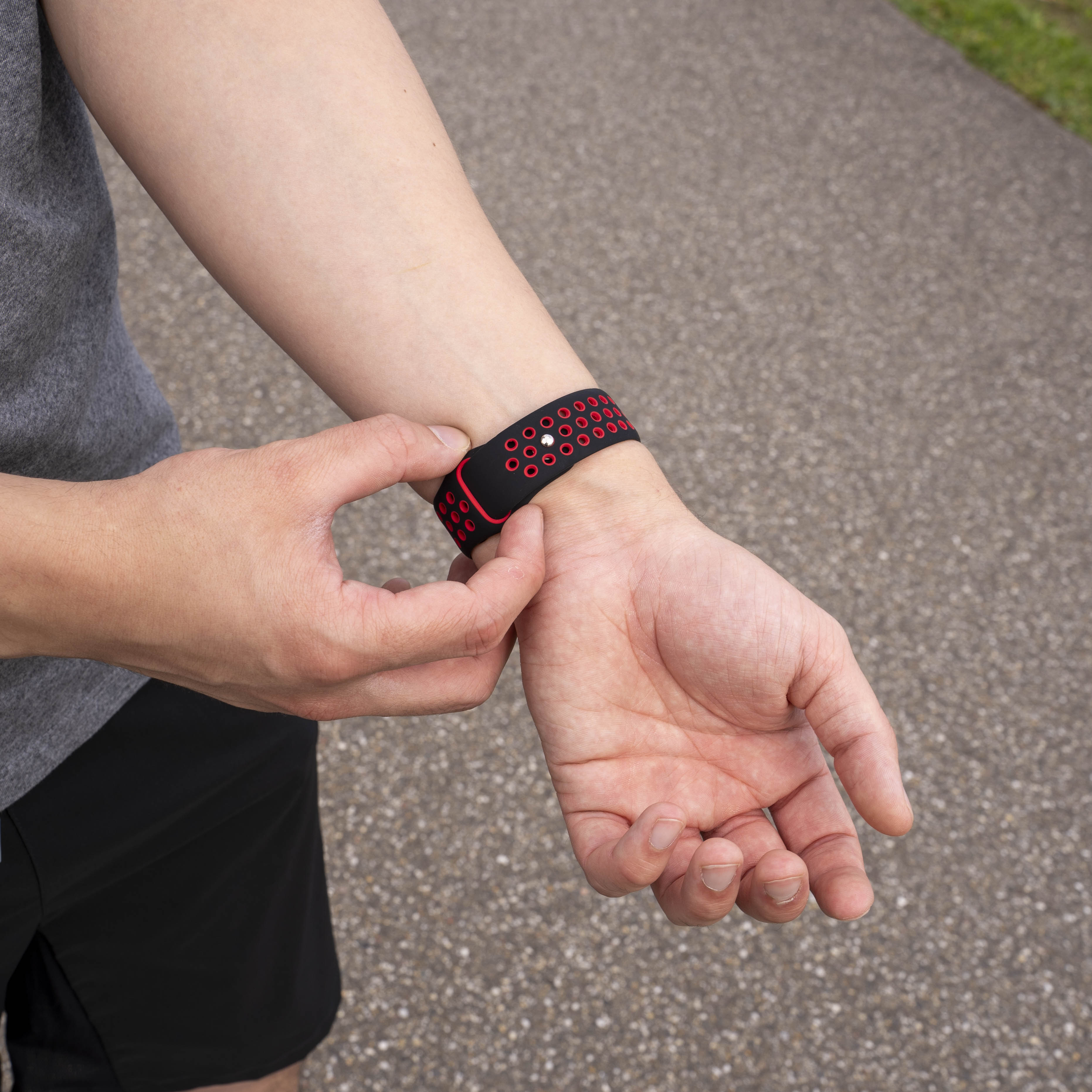 Bracelet sport Samsung Galaxy Watch 8 - 40mm (noir/rouge)