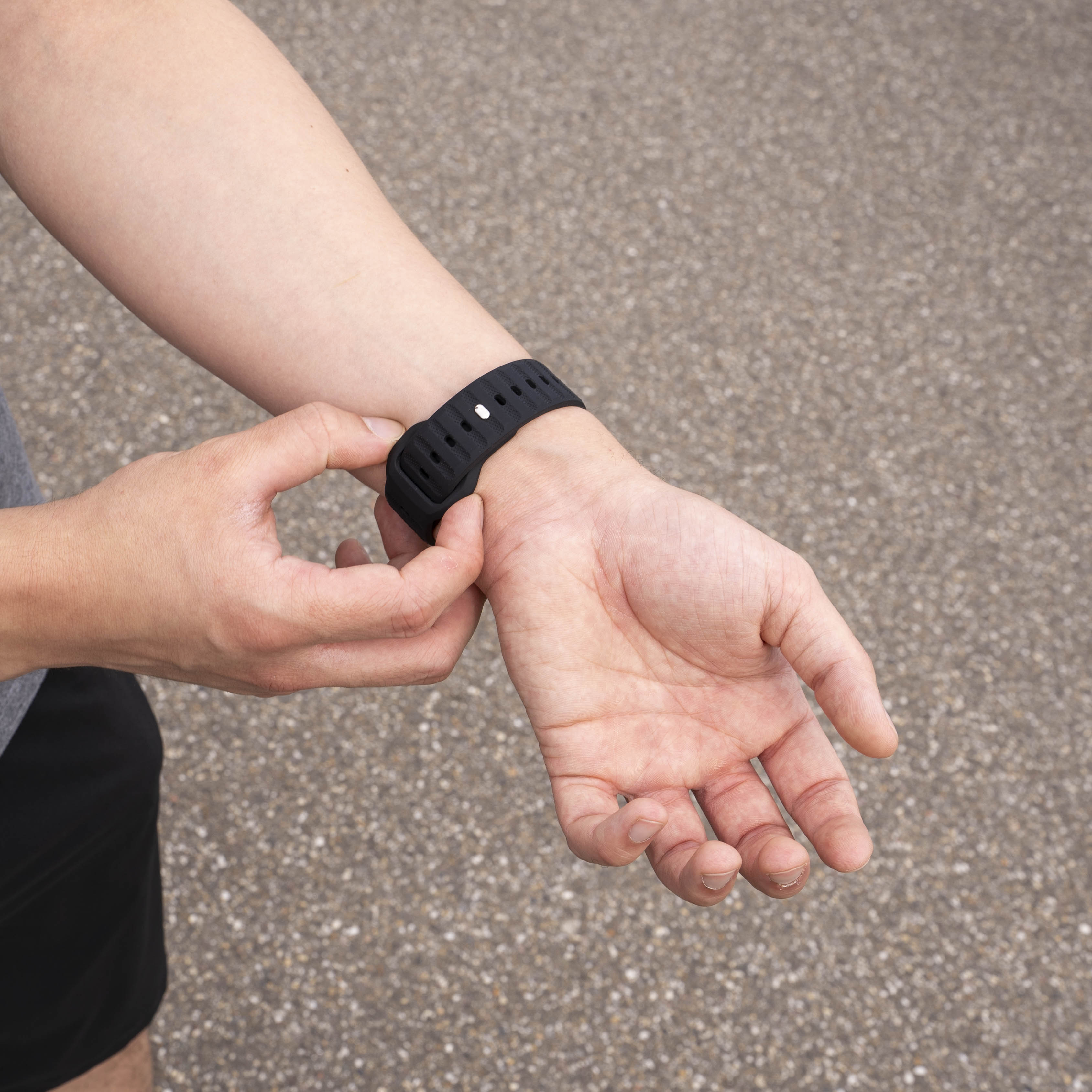 Samsung Galaxy Watch 8 - 44mm Outdoor Silicone Strap (Black)