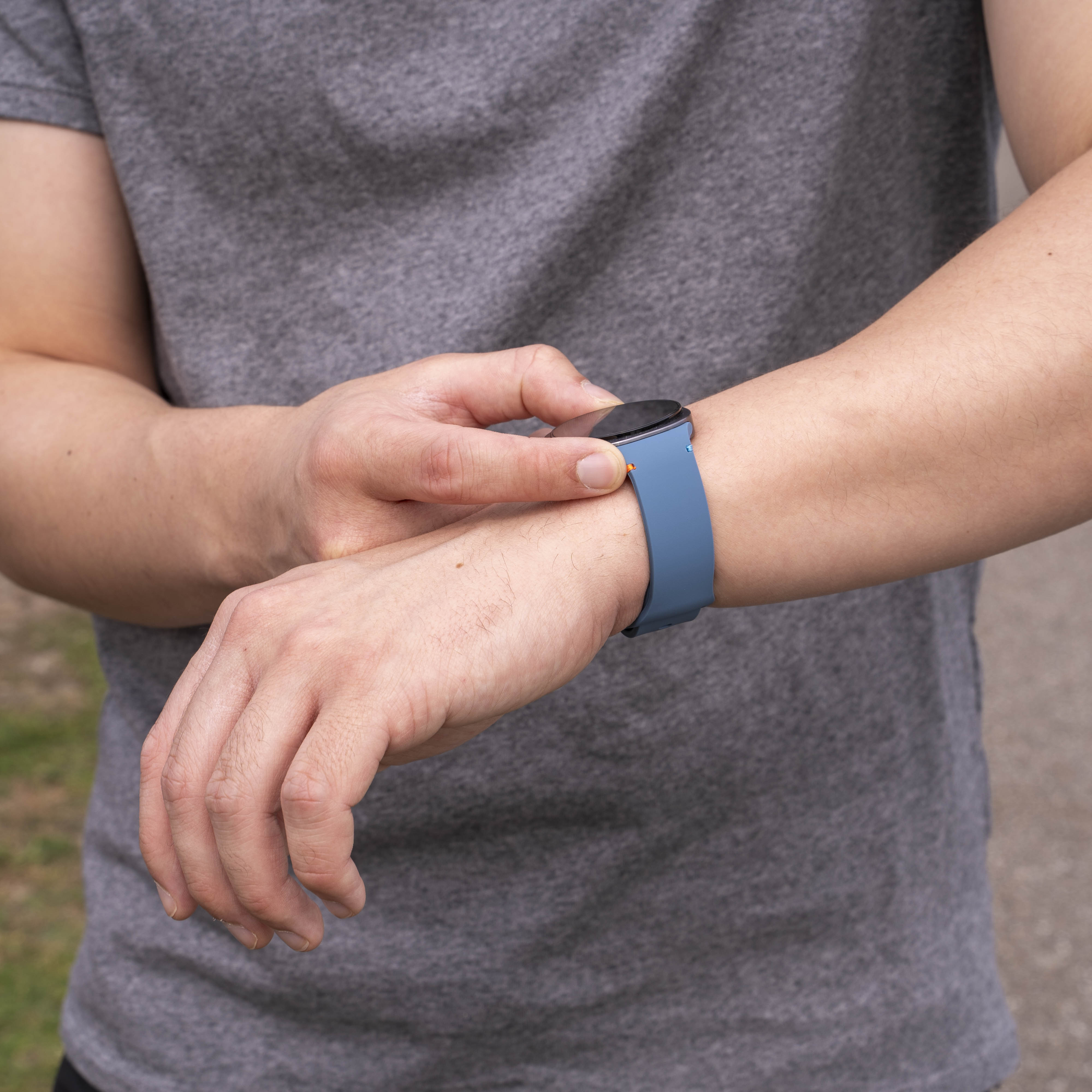 Bracelet silicone Samsung Galaxy Watch 8 Classic (bleu)