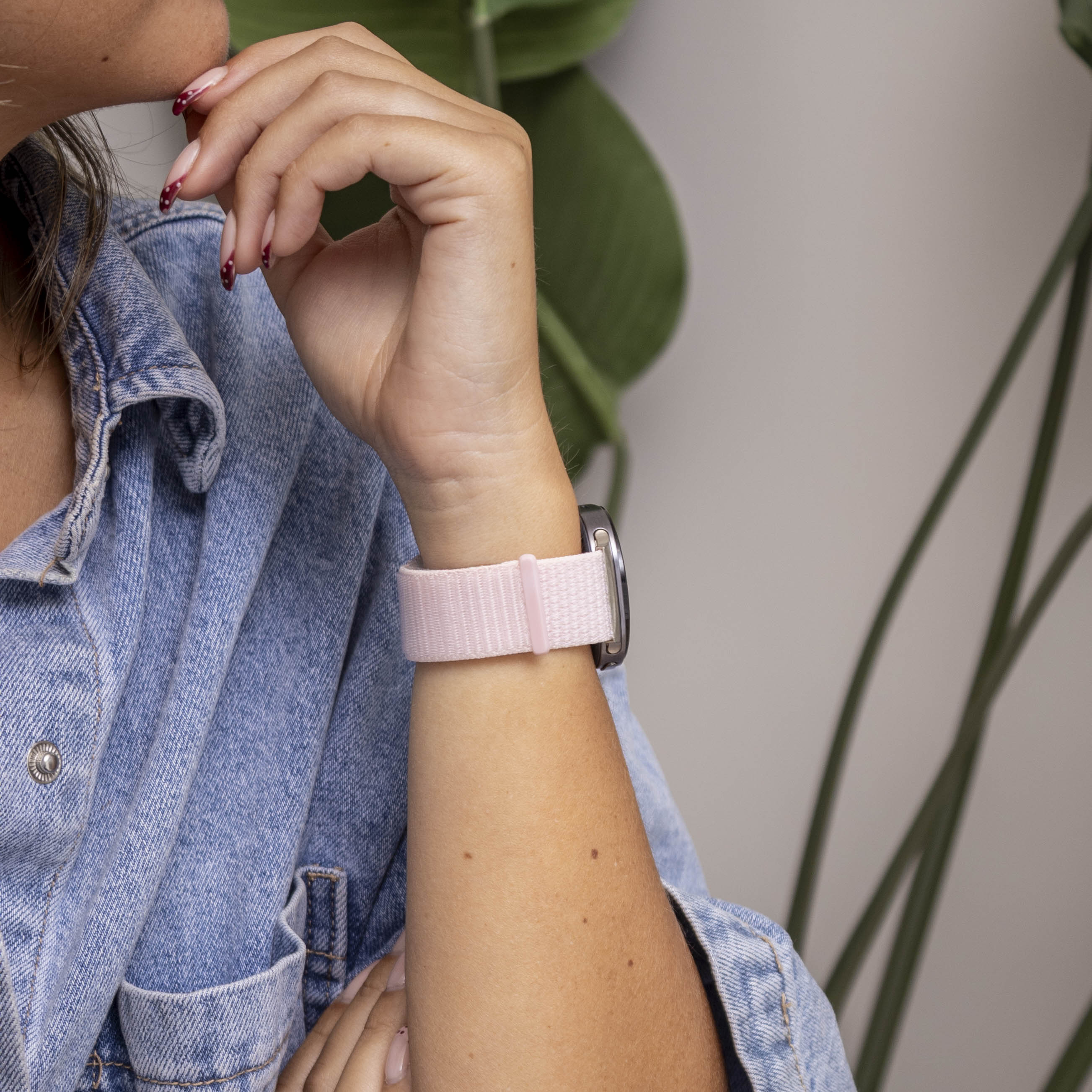 Bracelet nylon Samsung Galaxy Watch 8 - 44mm (rose clair)