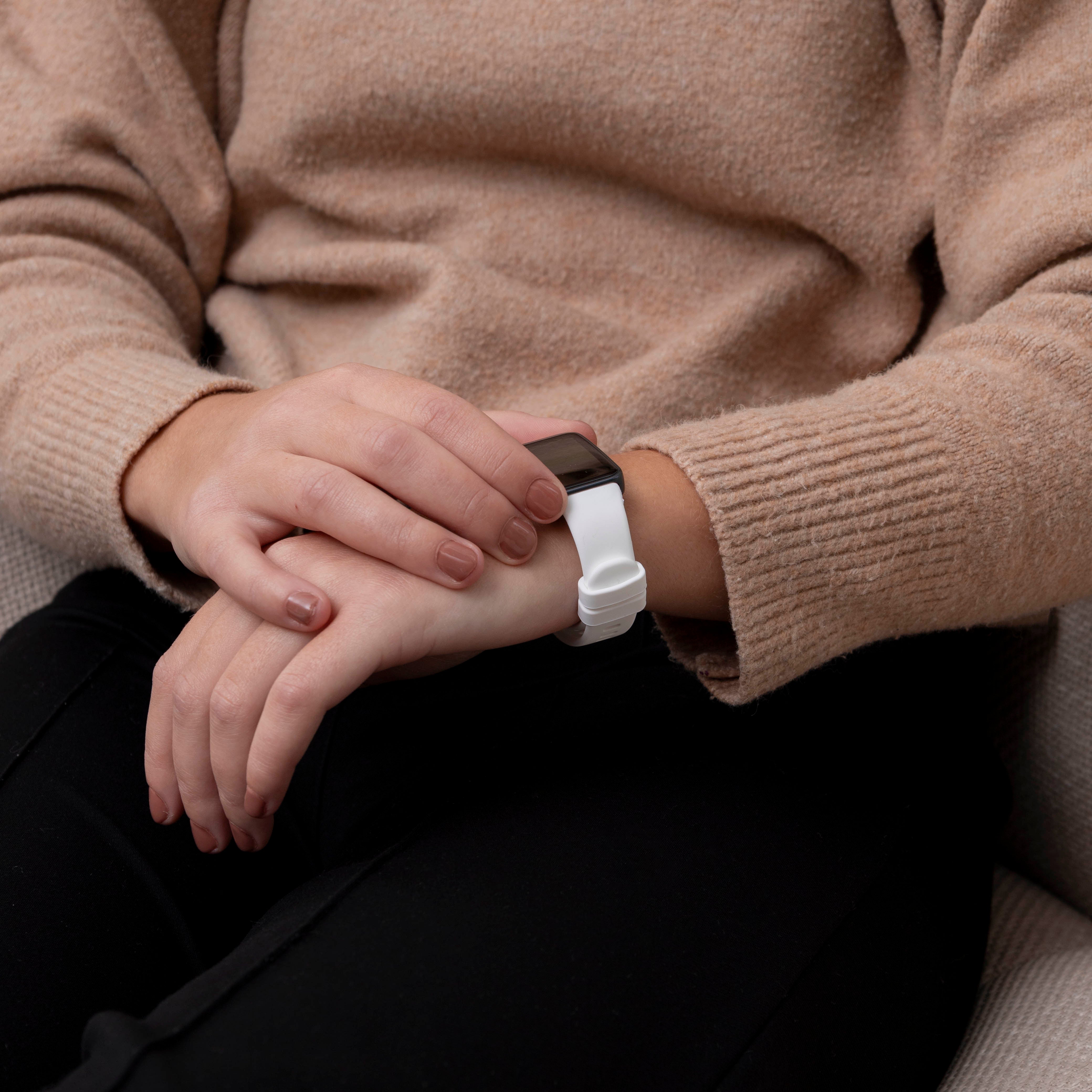 Huawei Band 10 Silicone Classic Strap (White)