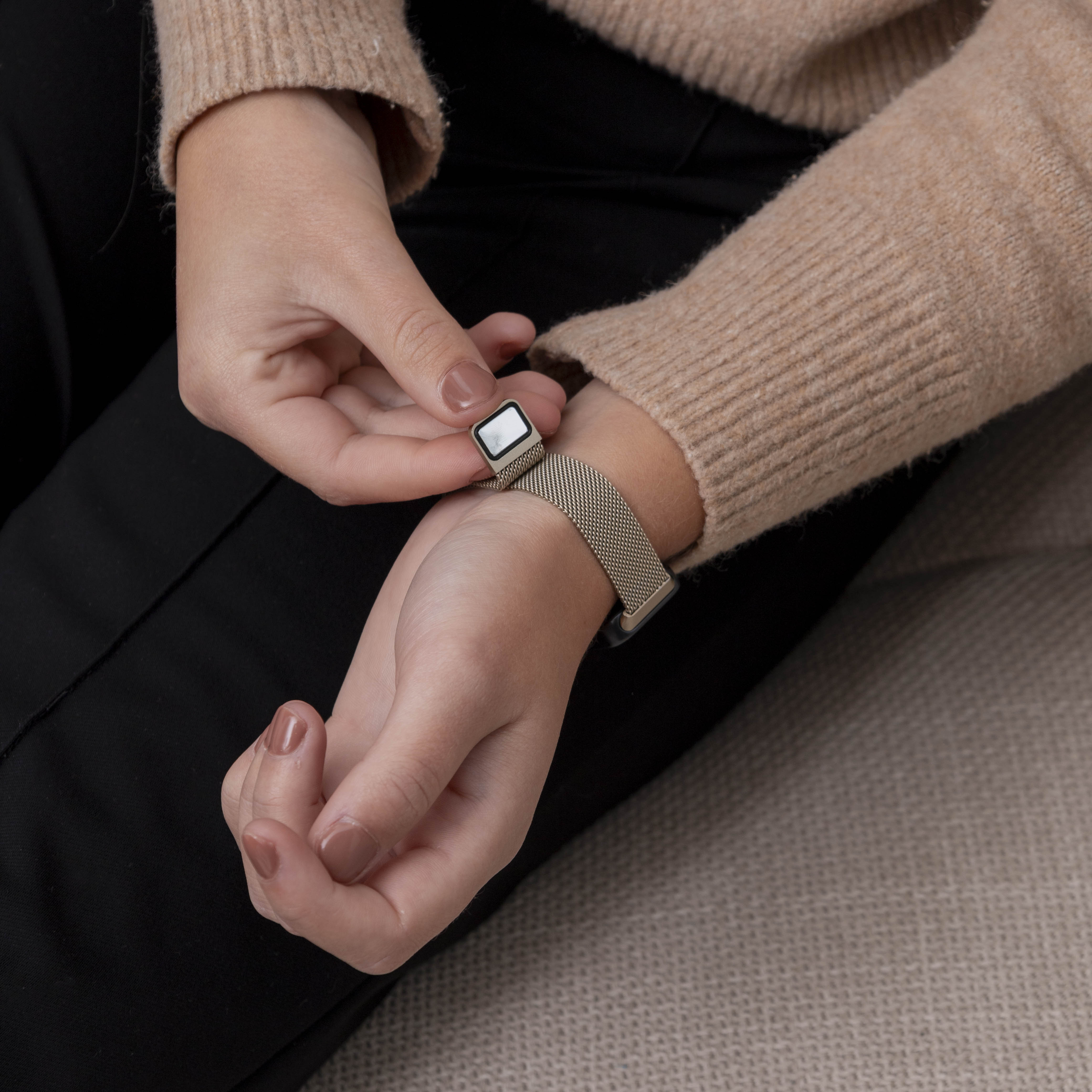 Huawei Band 10 Milanese Strap (Champagne)