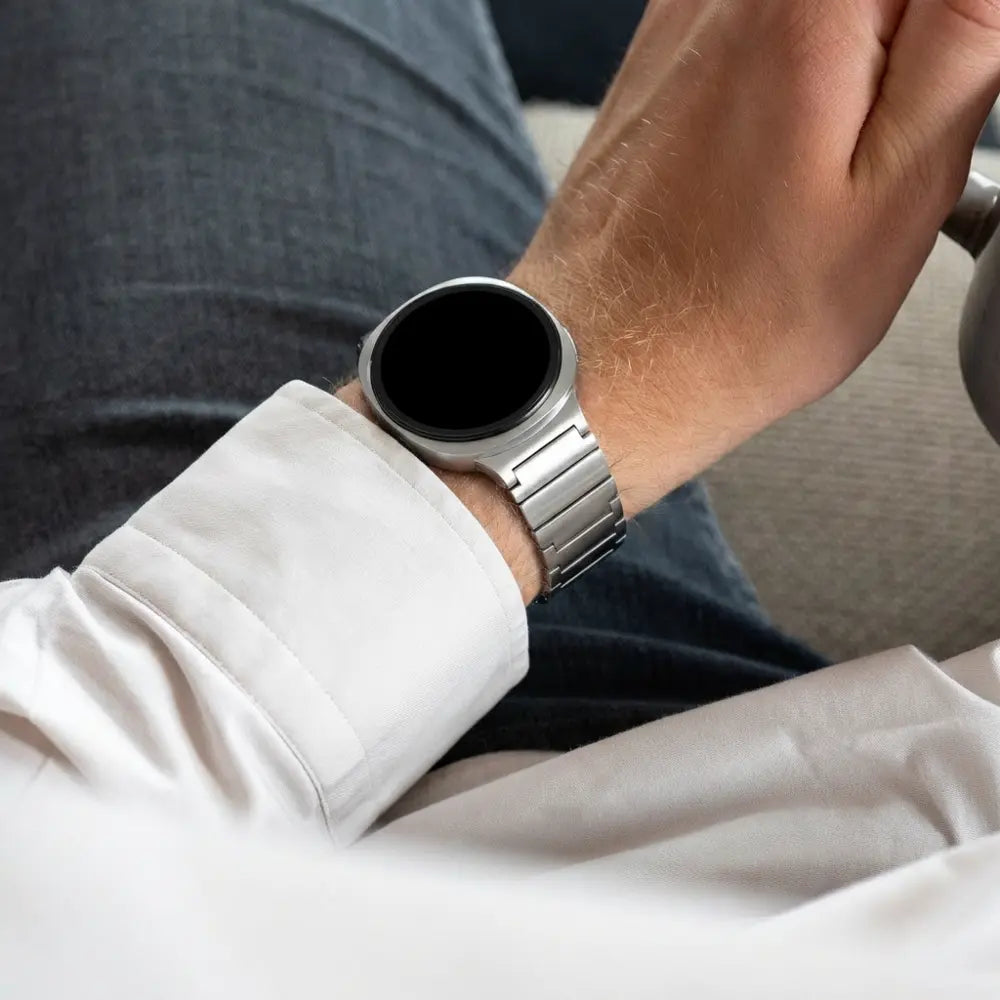 Bandz Samsung Galaxy Watch 8 - 40mm titanium band 'One Bead' (zilver)