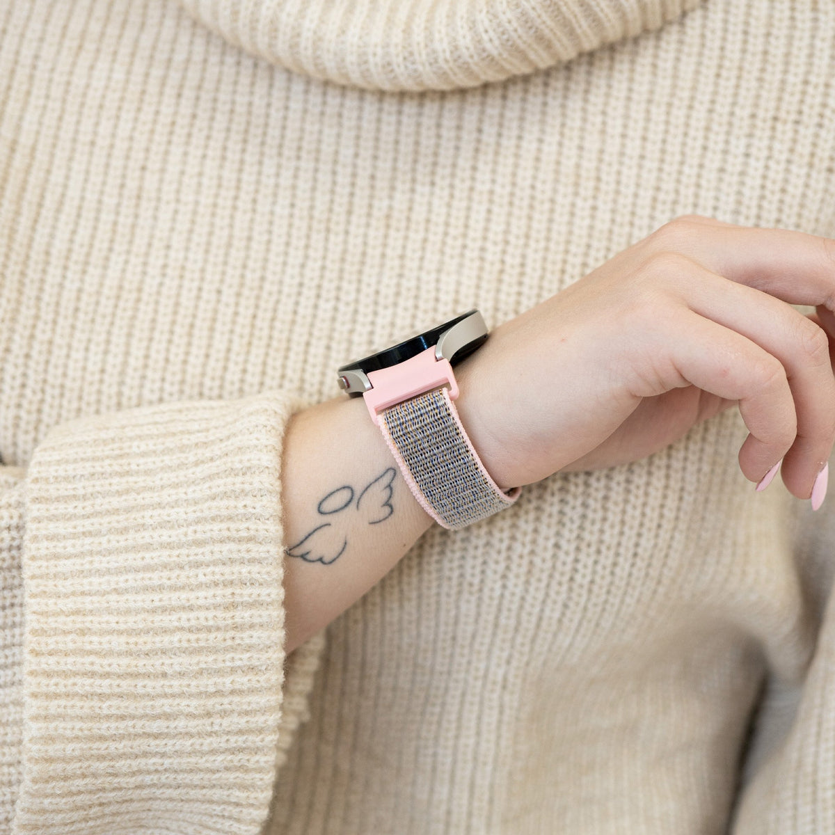 Nylon Strap 'One Push', pink, lifestyle photo