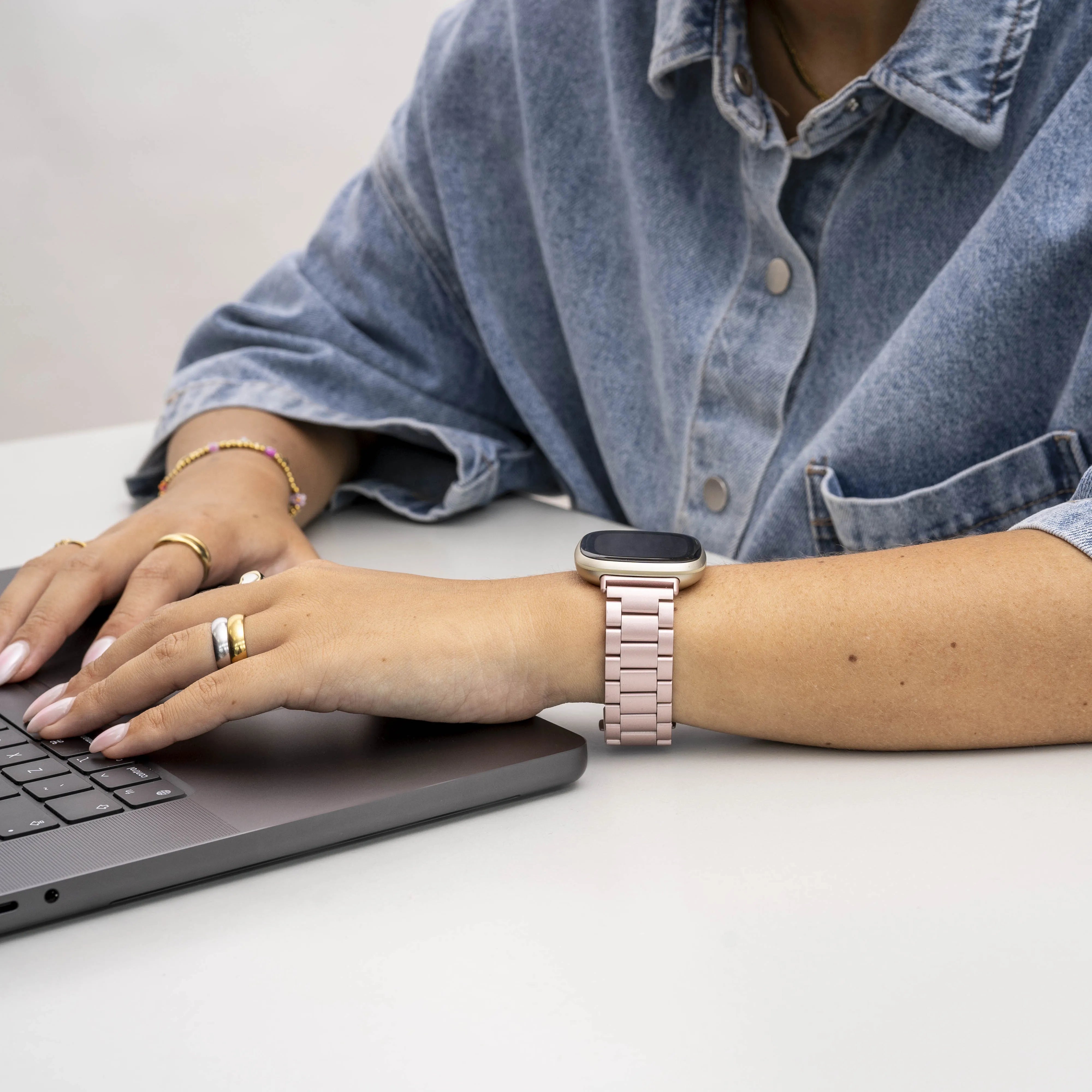 Bracelet acier Fitbit Sense (rose)