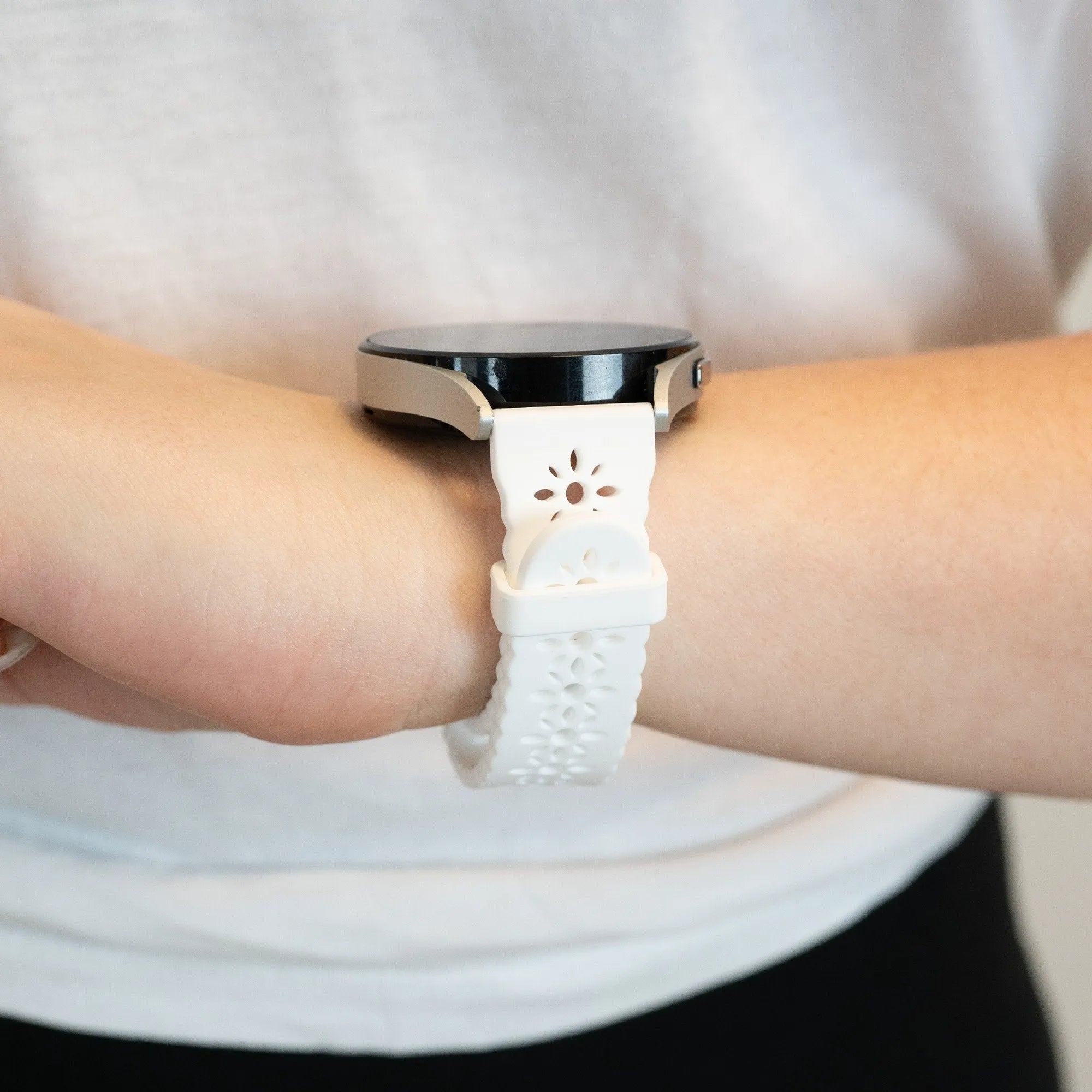 Bandz Coros Apex 42mm Patterned Silicone Strap (White)