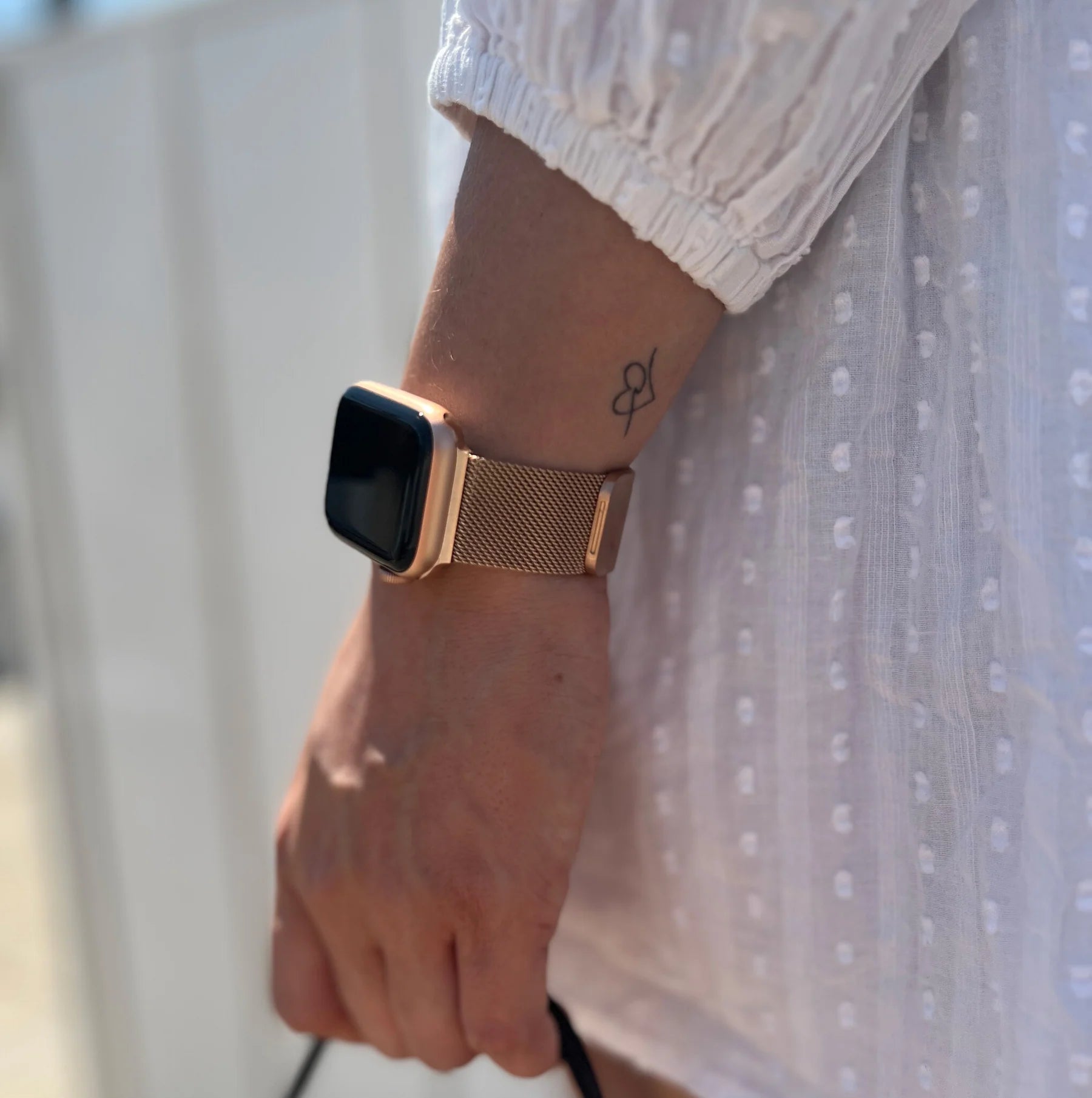 Bracelet Milanaise Fitbit Sense 2 (or rose)