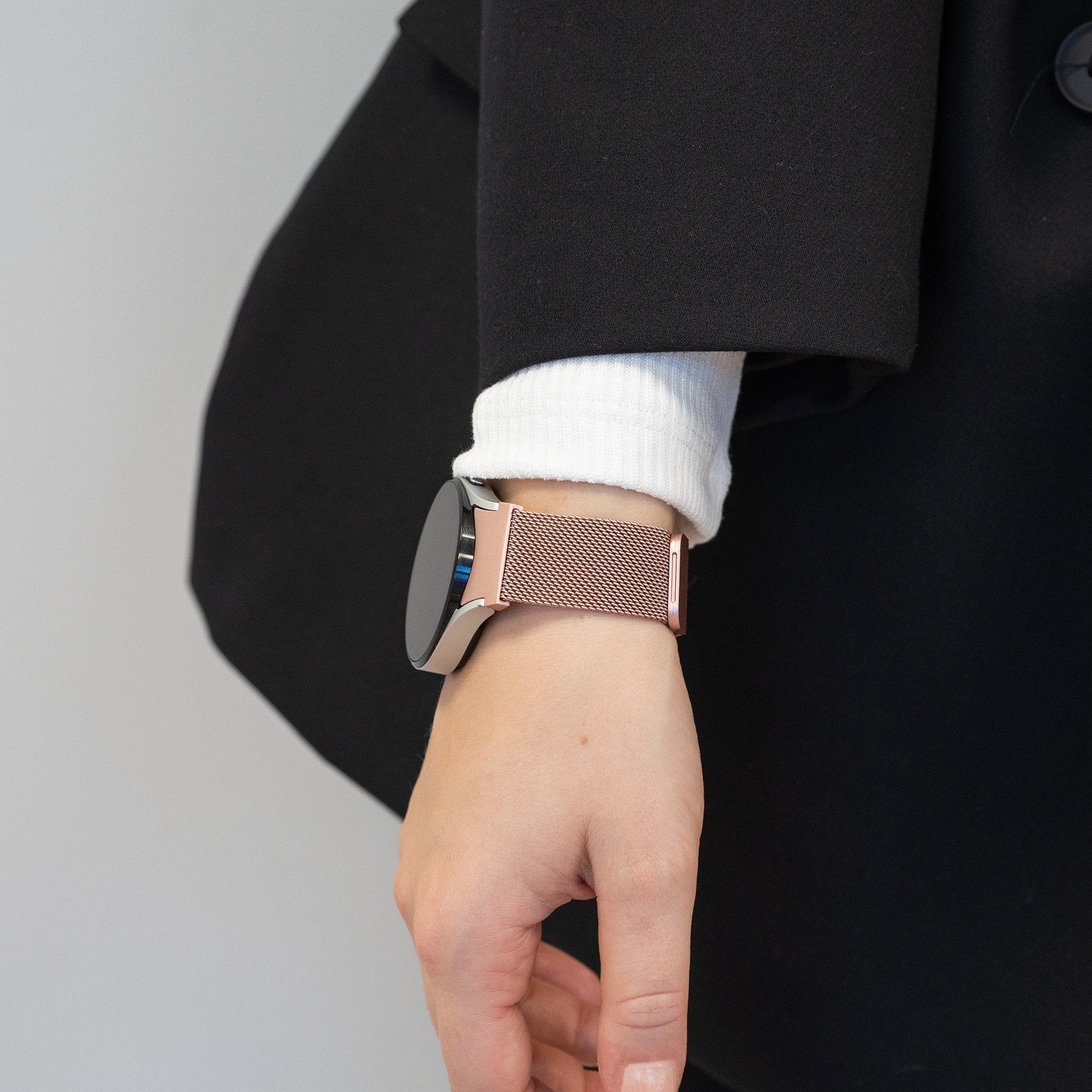 Bandz Samsung Galaxy Watch 5 - 40mm Milanese Loop Strap (Pink)