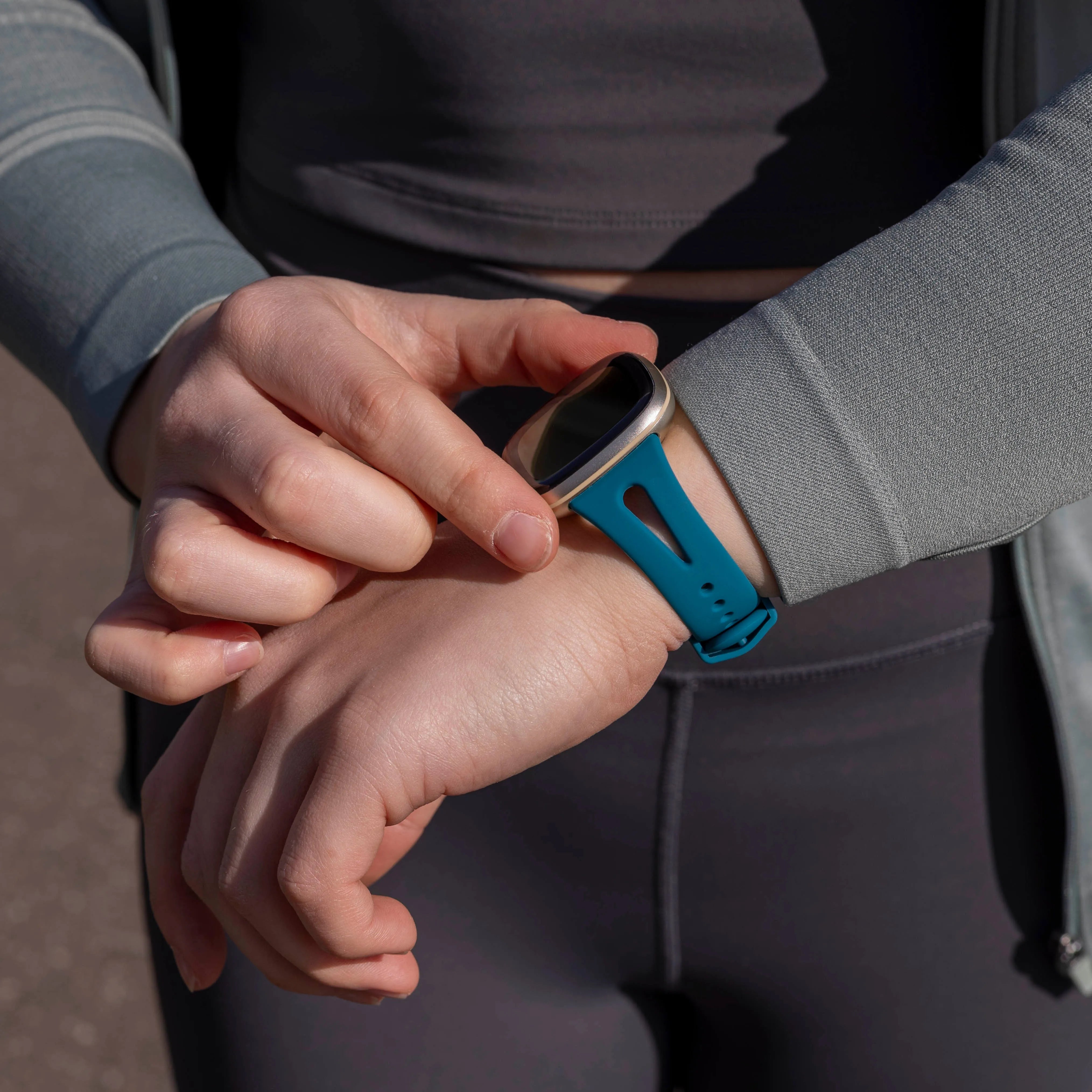Bracelet silicone de luxe Fitbit Versa 3 (vertbleu)