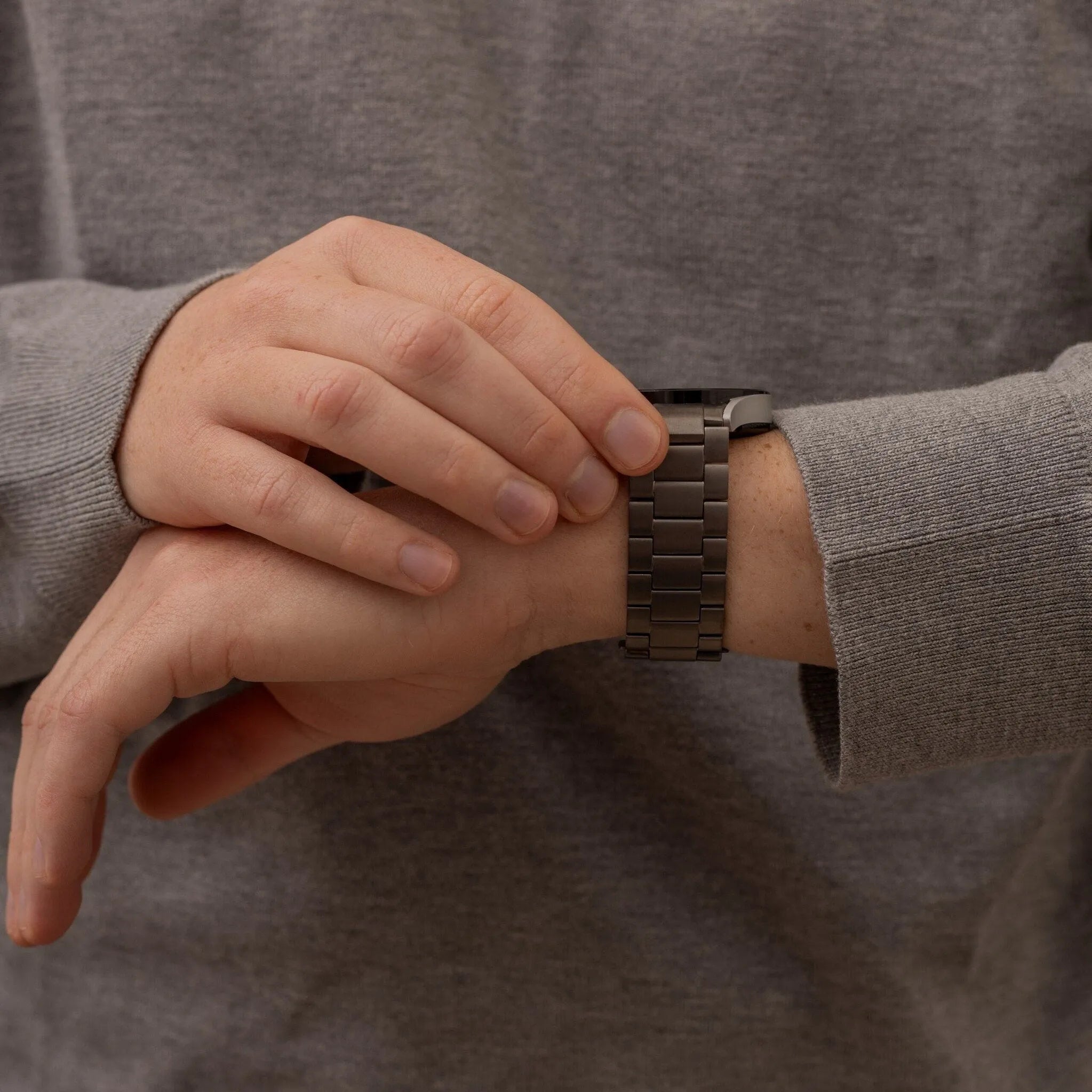 Bracelet titane Polar Ignite 2 (gris)