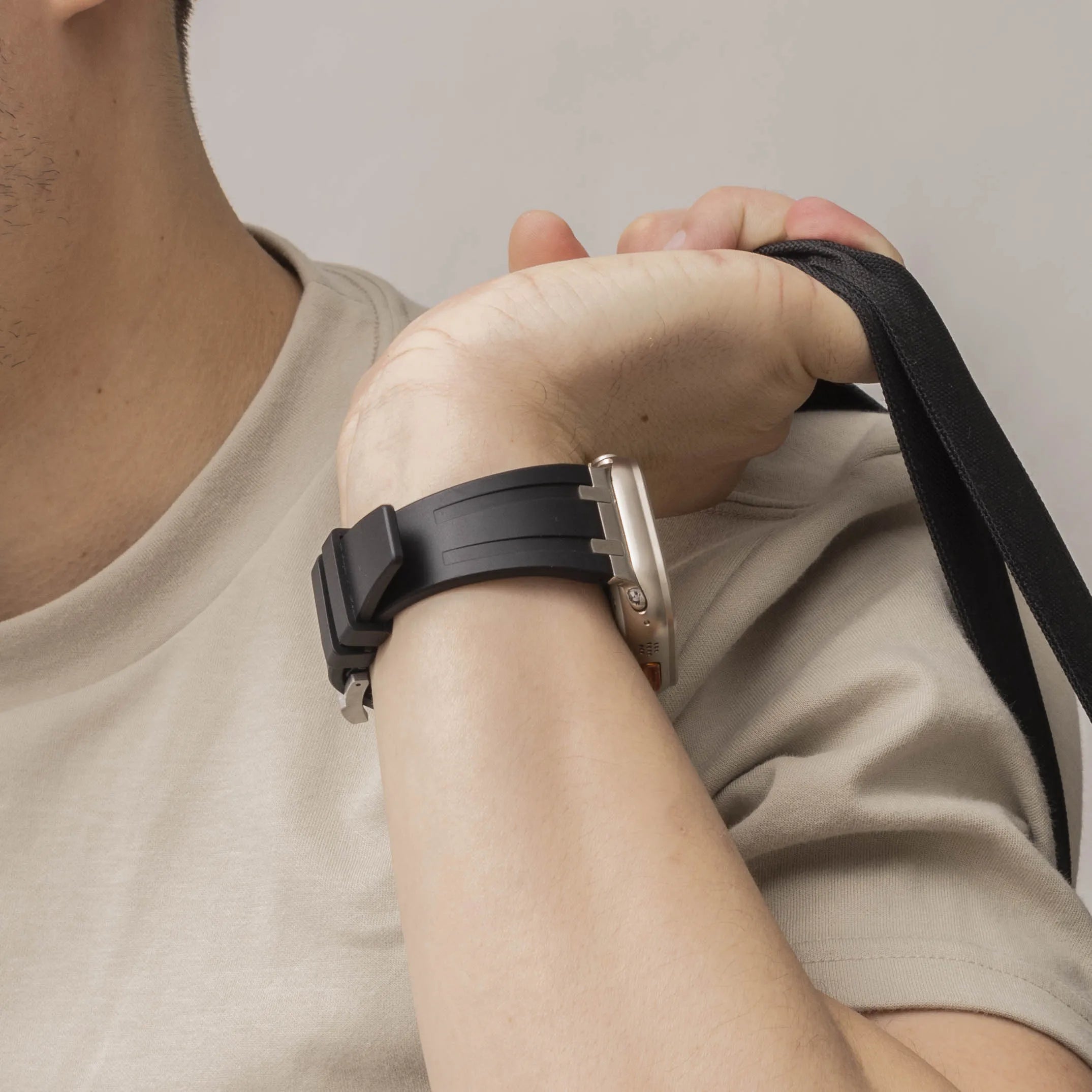 Bracelet silicone de luxe liquide Apple Watch (noir avec argent)