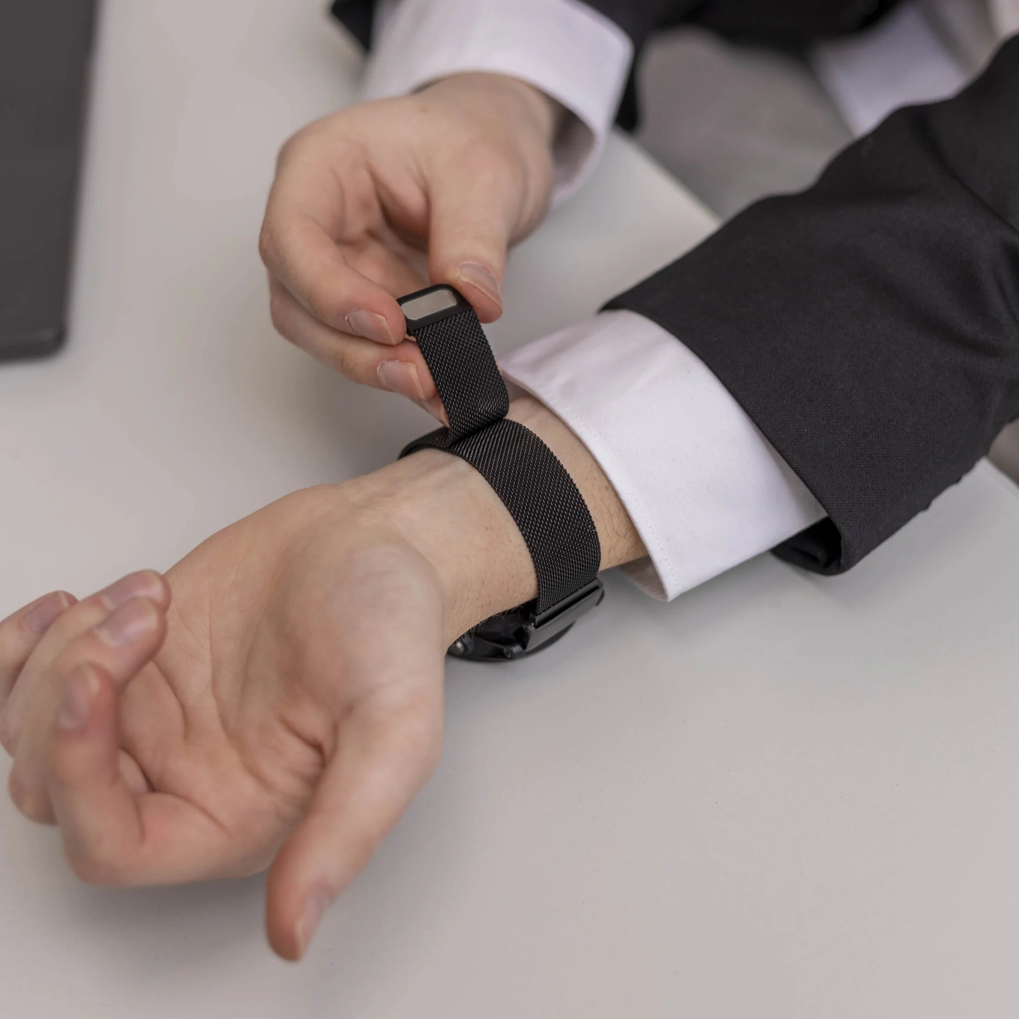 Bracelet Milanais Garmin Fenix 7 (noir)