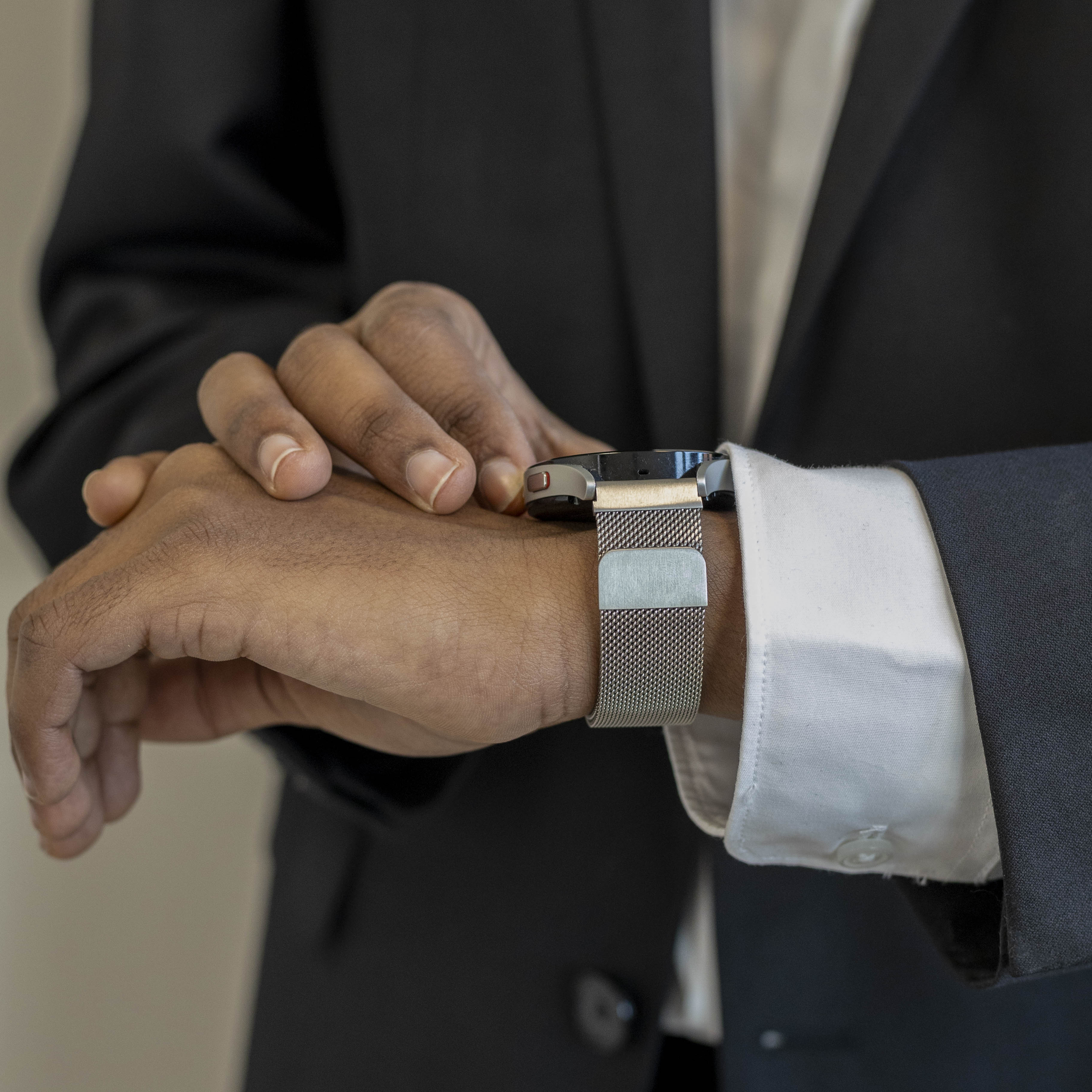 Amazfit Bip 5 Milanese Strap (Titanium)