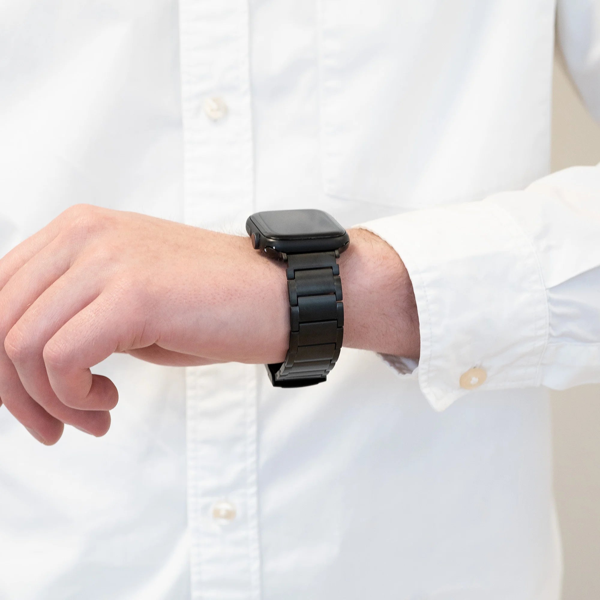 Bandz Bracelet à maillons titane Apple Watch (noir)