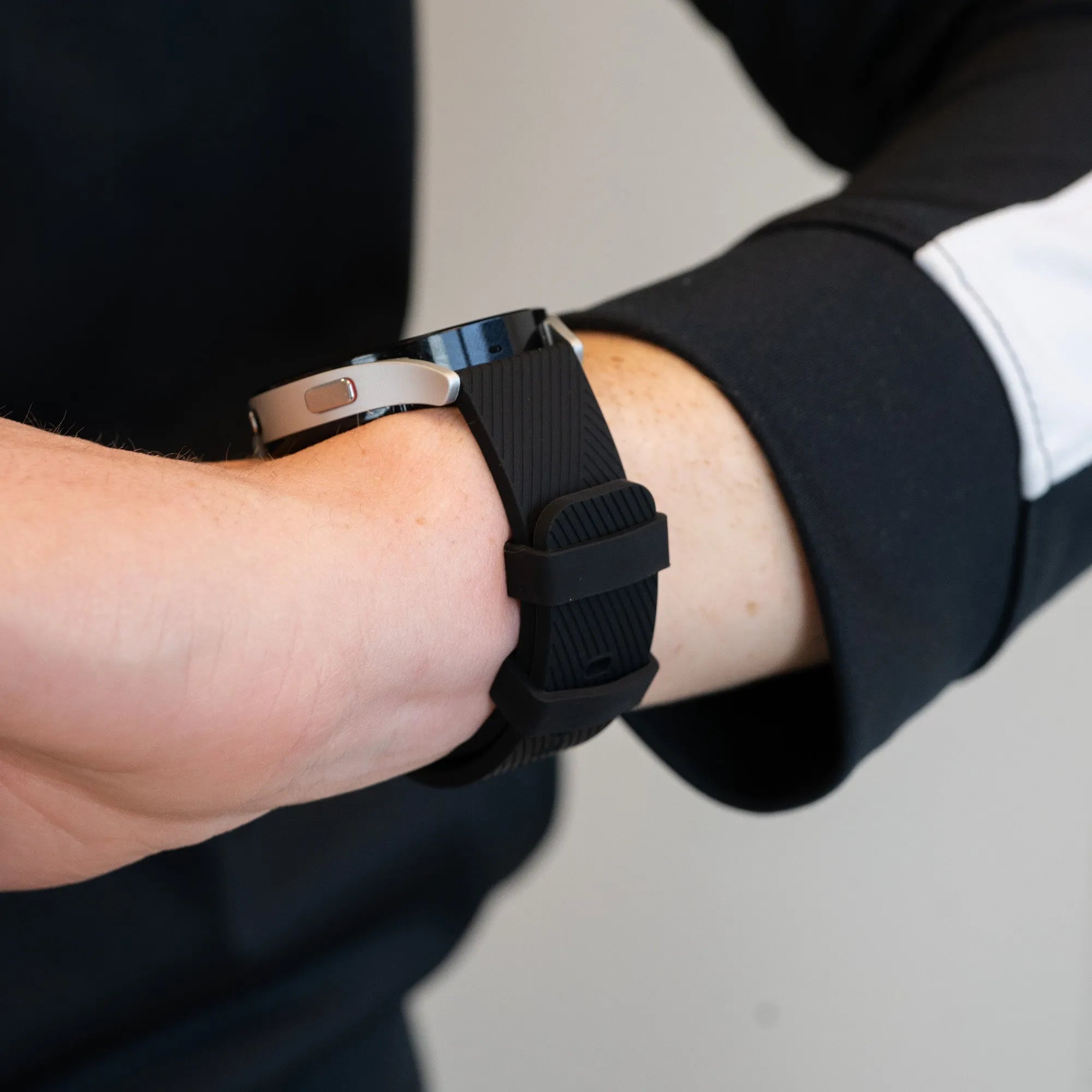 Bandz Amazfit Cheetah 2 Pro Silicone Strap 'Deluxe' (Black)