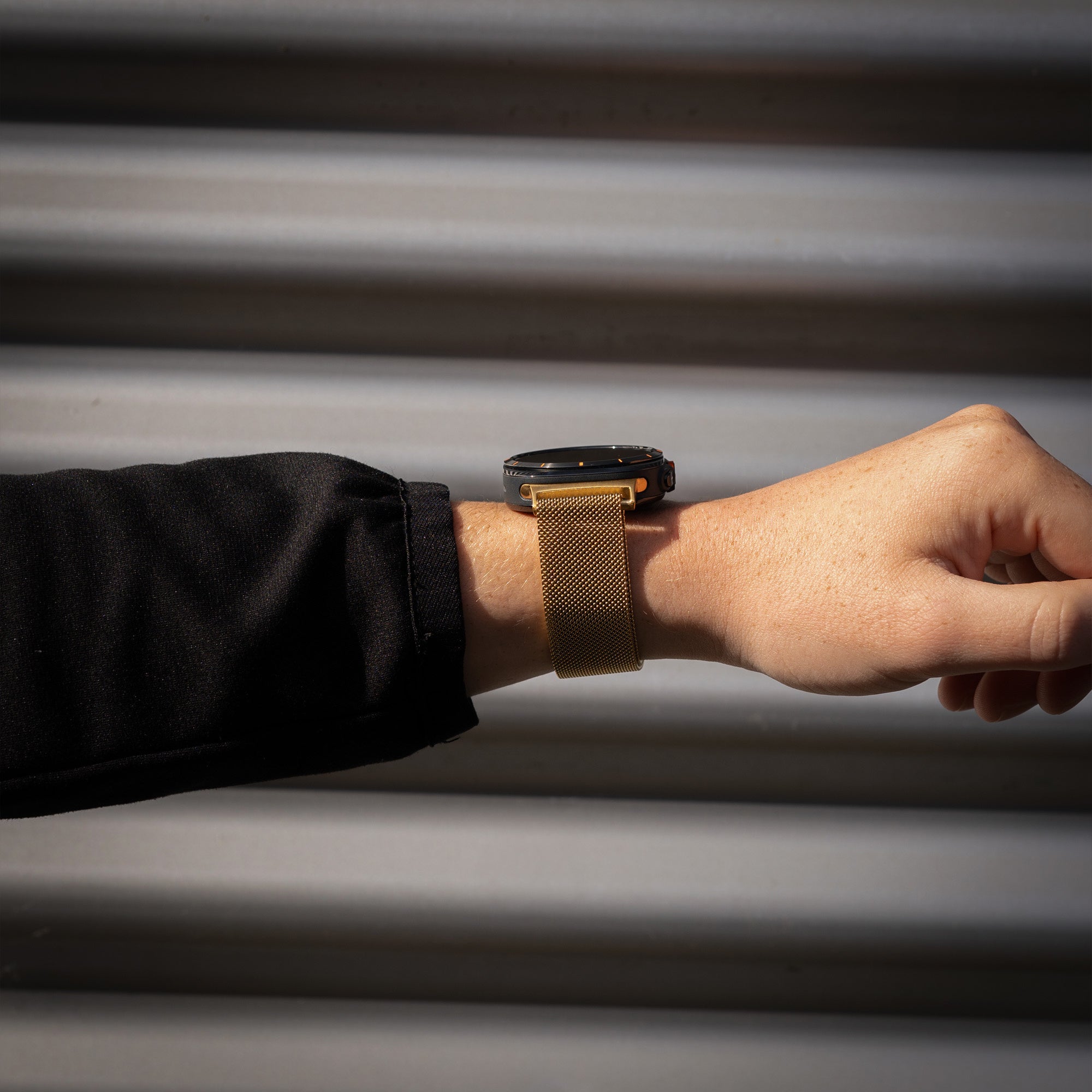 Bracelet milanais Samsung Galaxy Watch Ultra 2 (or)