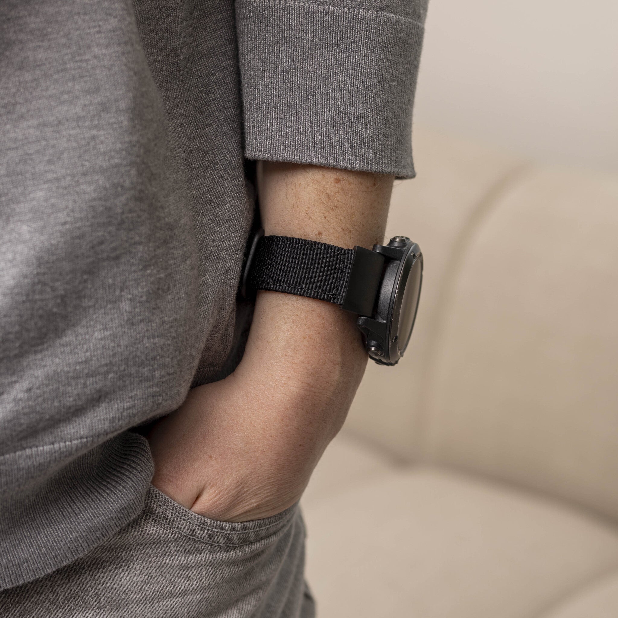 Bracelet nylon avec boucle Garmin Fenix 8 Pro - 51mm (noir)