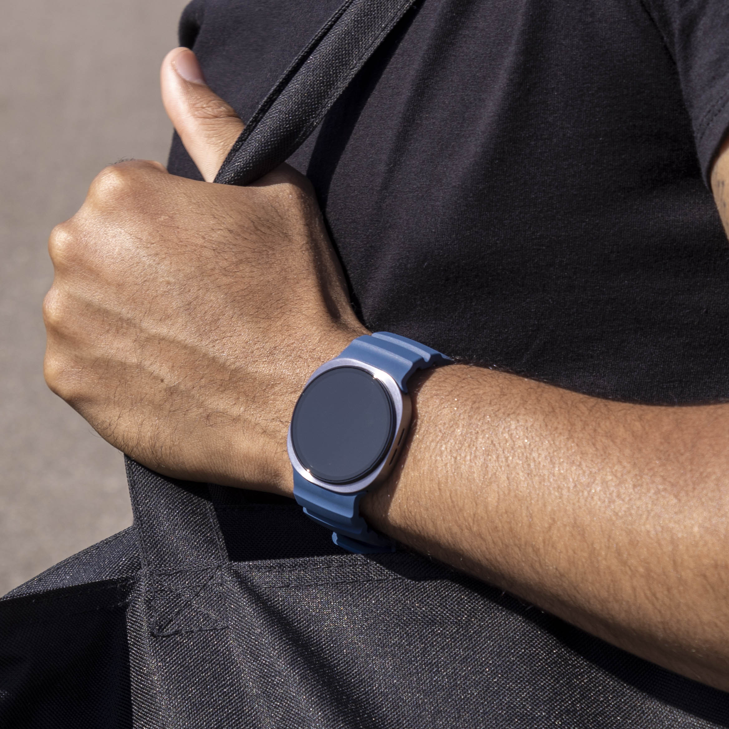 Bracelet silicone Extreme Samsung Galaxy Watch 8 - 44mm (bleu foncé)