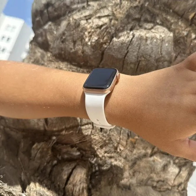 Bracelet silicone xoxo Wildhearts Apple Watch (blanc)
