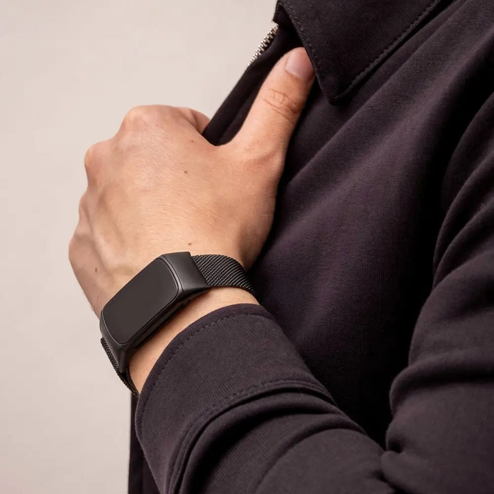 Fitbit Charge 6 Milanese band (zwart)