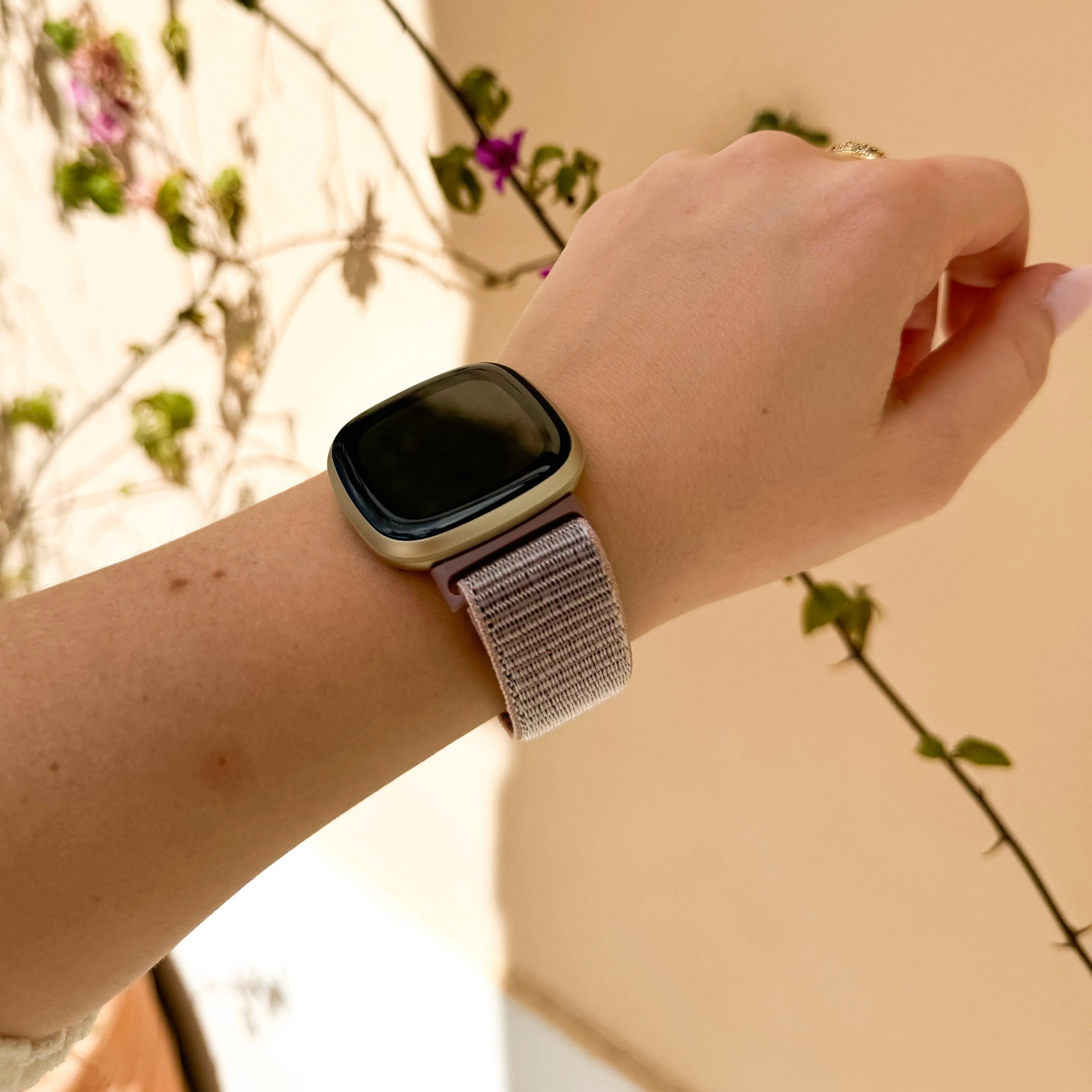 Bracelet nylon Fitbit Versa 3 (rose sable)
