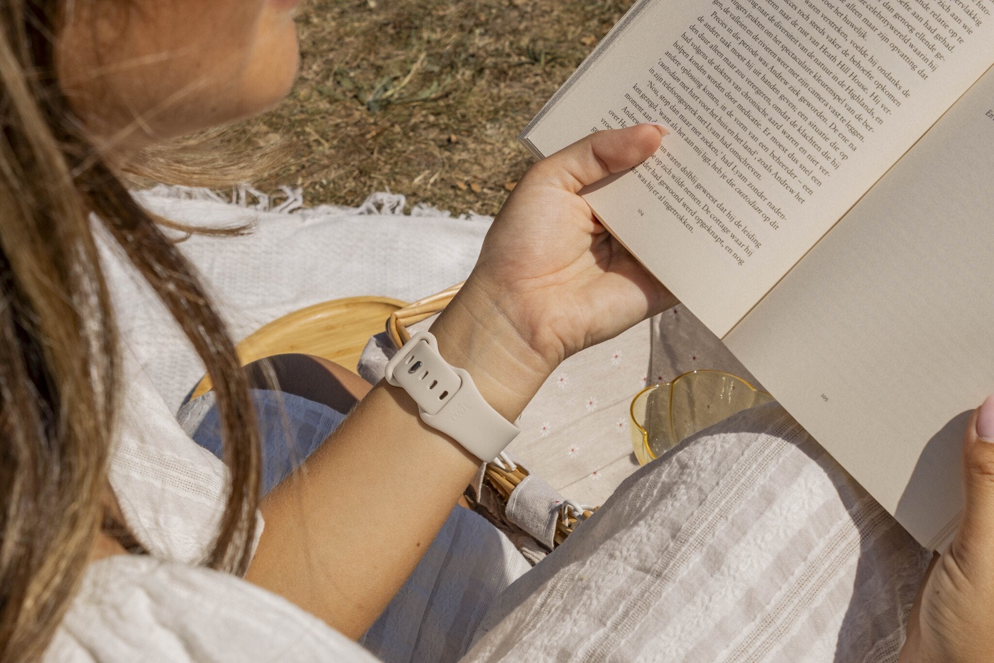 xoxo Wildhearts Apple Watch Silicone Strap (Starlight)