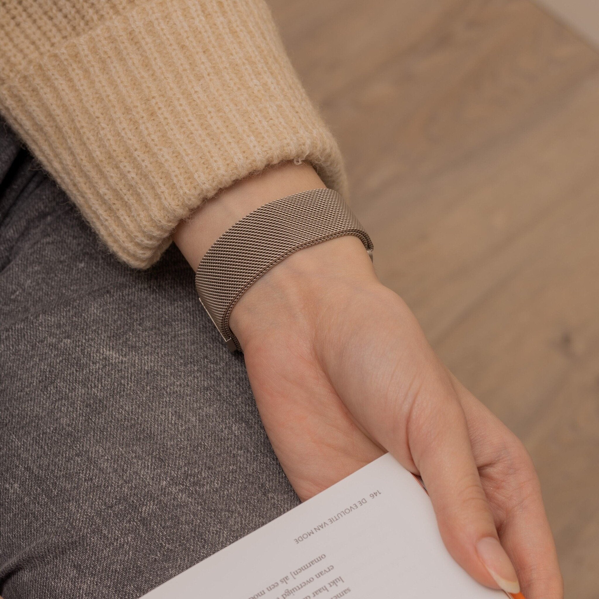 Bracelet milanais Garmin Vivoactive 4 (champagne or)