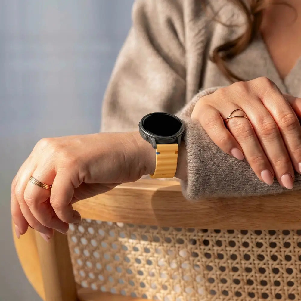 Bandz Bracelet silicone ondulé Garmin Venu 4 - 41mm (jaune foncé)