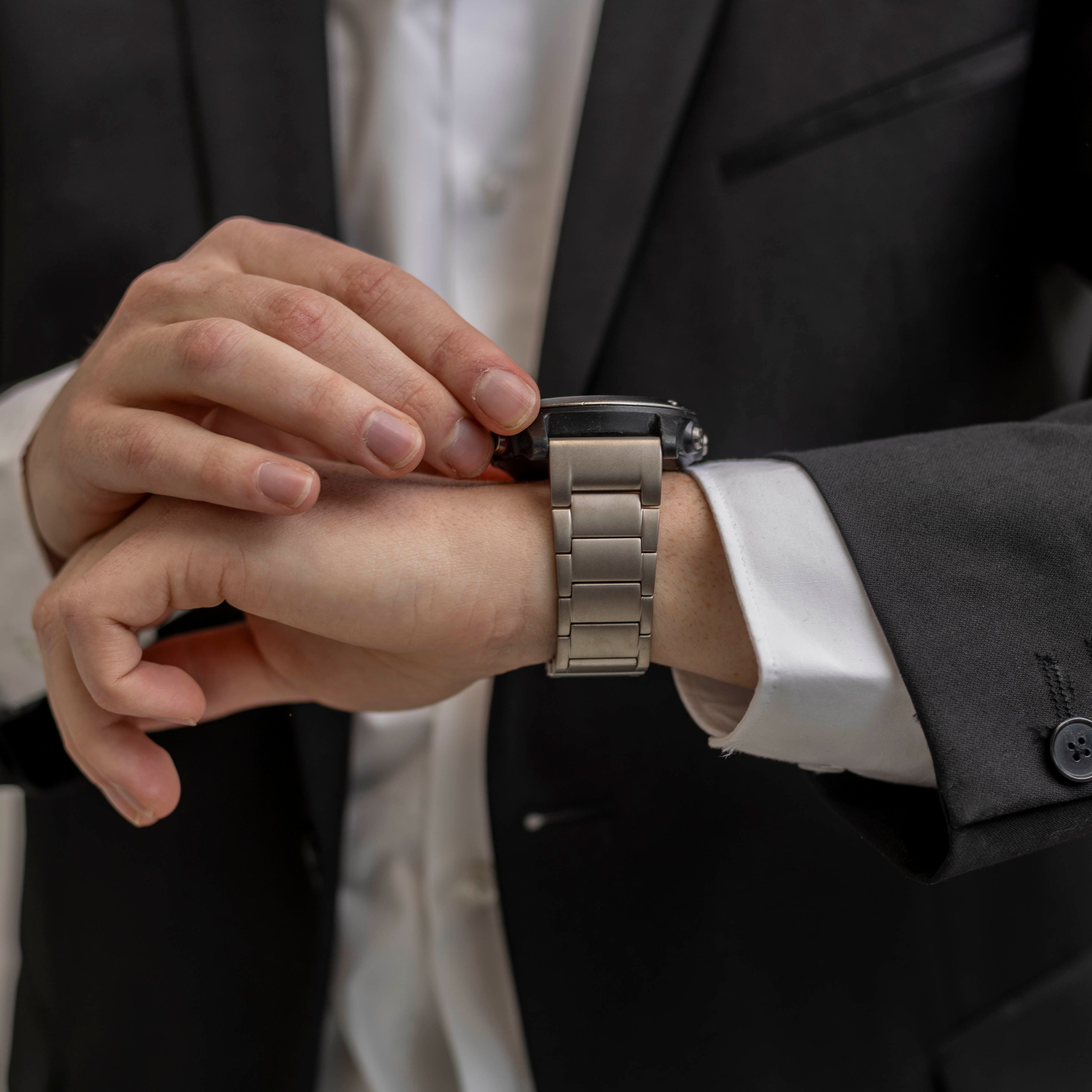 Bracelet titane magnétique Garmin Fenix 3 (titanium)