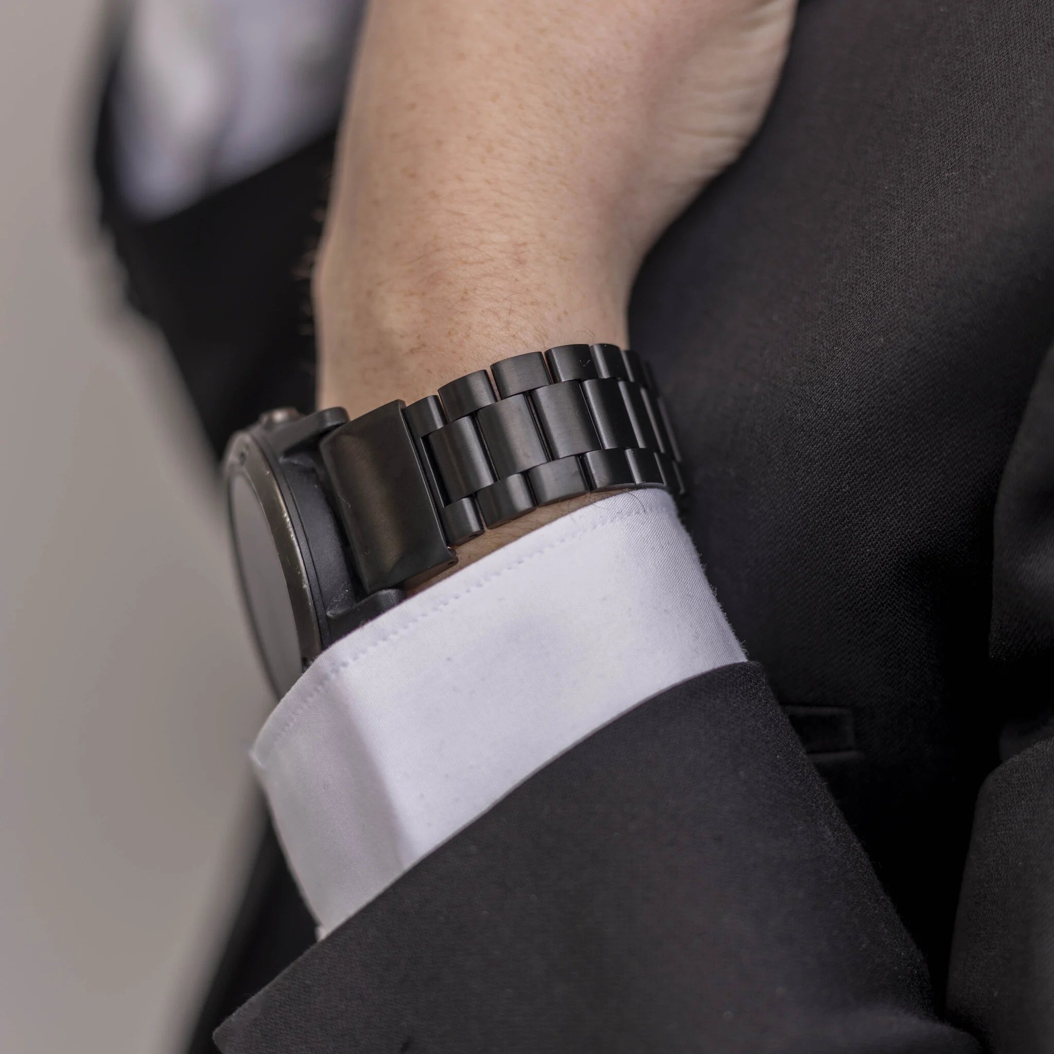 Bracelet acier Garmin Forerunner 970 (noir)