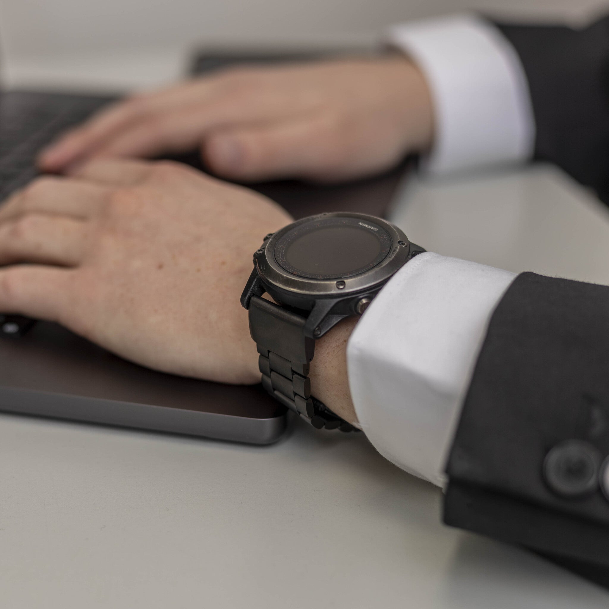 Bandz Garmin Descent MK1 Steel Strap 'Classic' (Black)