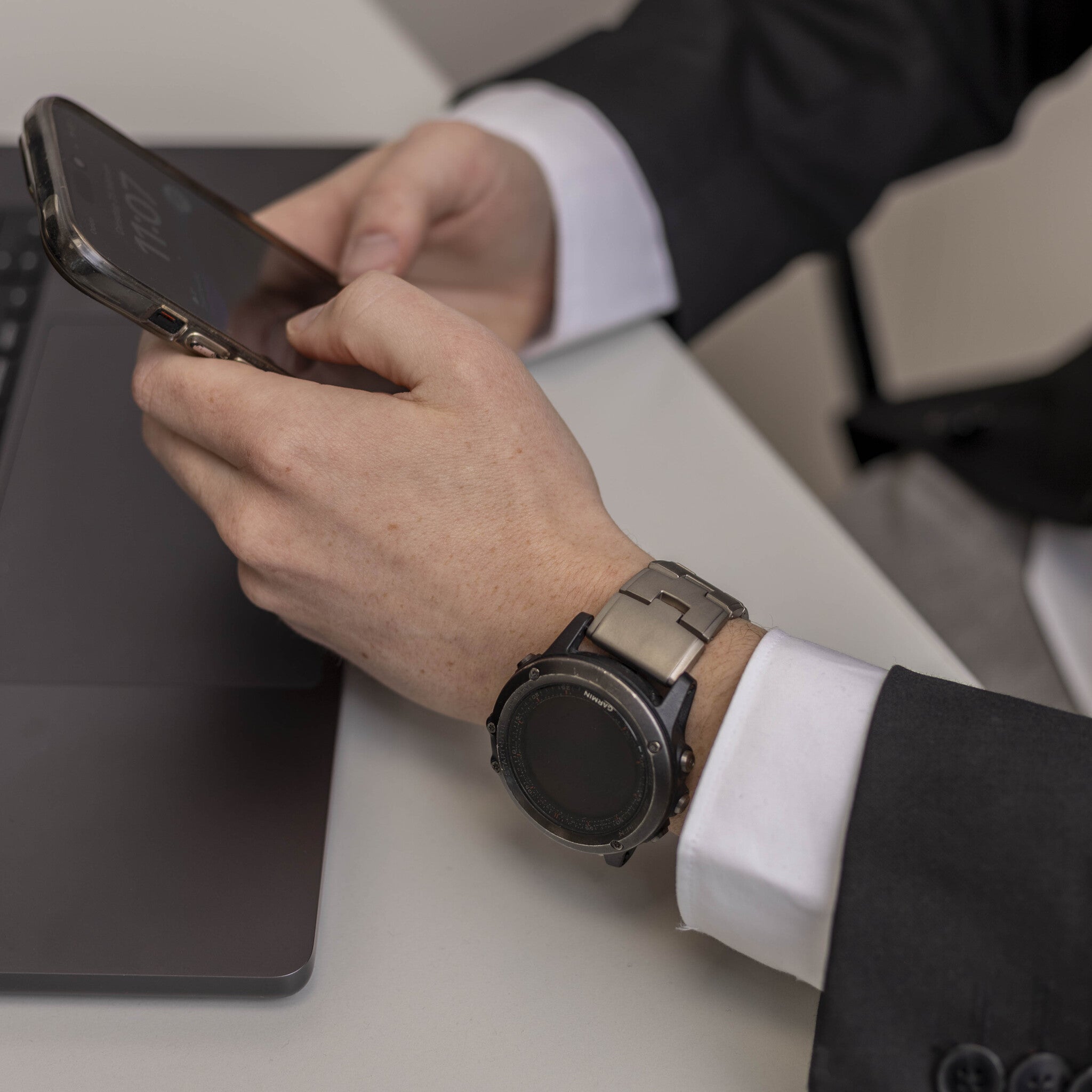 Garmin Descent MK1 Titanium Strap (Titanium)