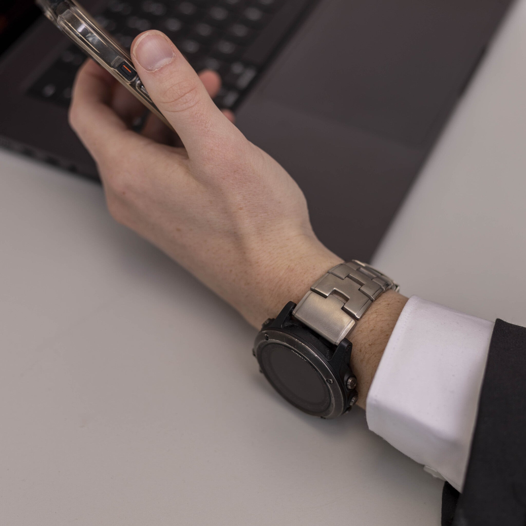 Bracelet titane Garmin Tactix 7 (argent)