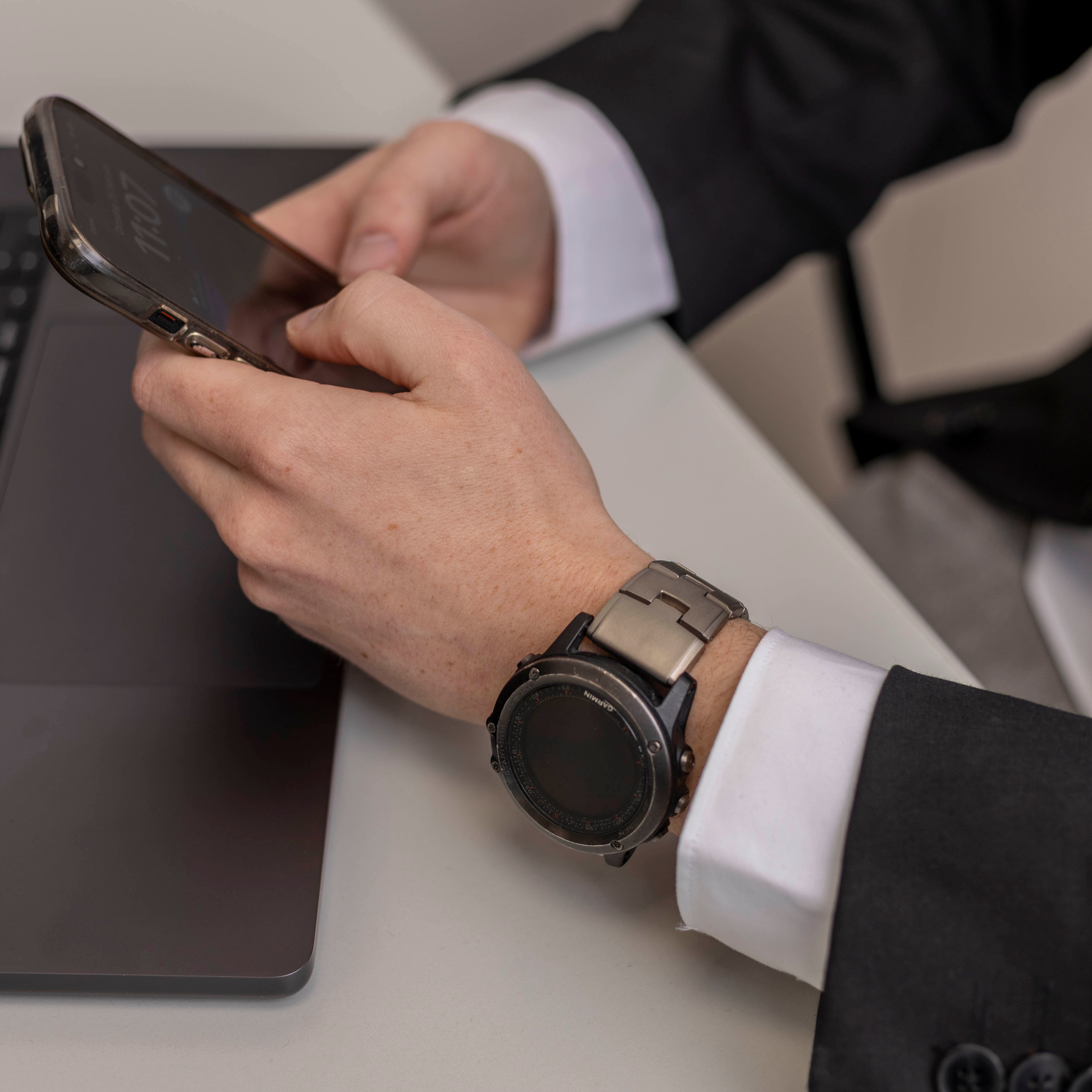 Bracelet titane Garmin Quatix 3 / 6x / 7x Solar (titanium)